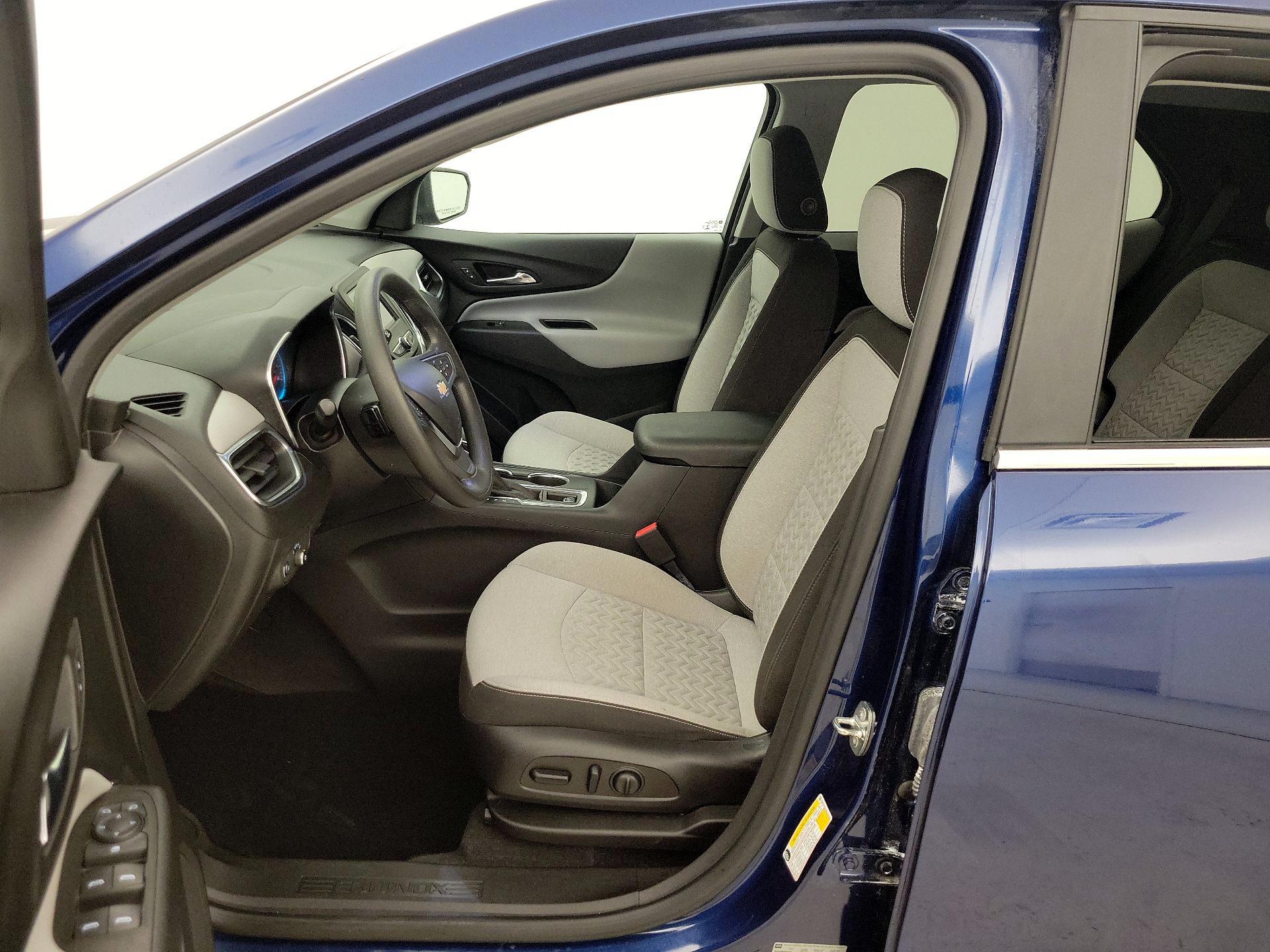 Thumbnail: 2022 Chevrolet Equinox - 11