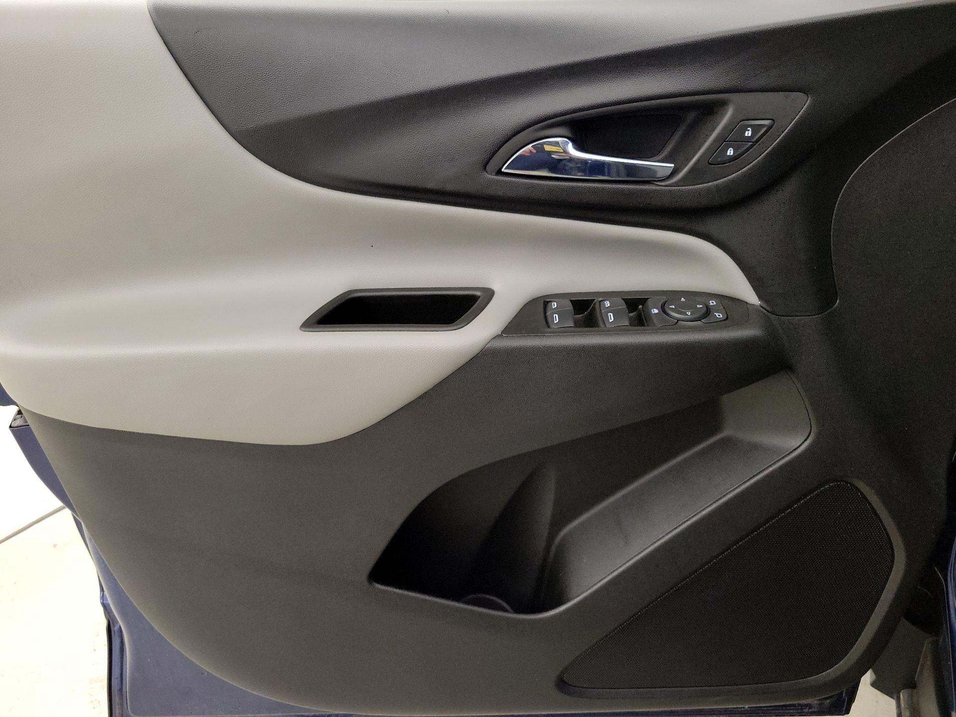 Thumbnail: 2022 Chevrolet Equinox - 12