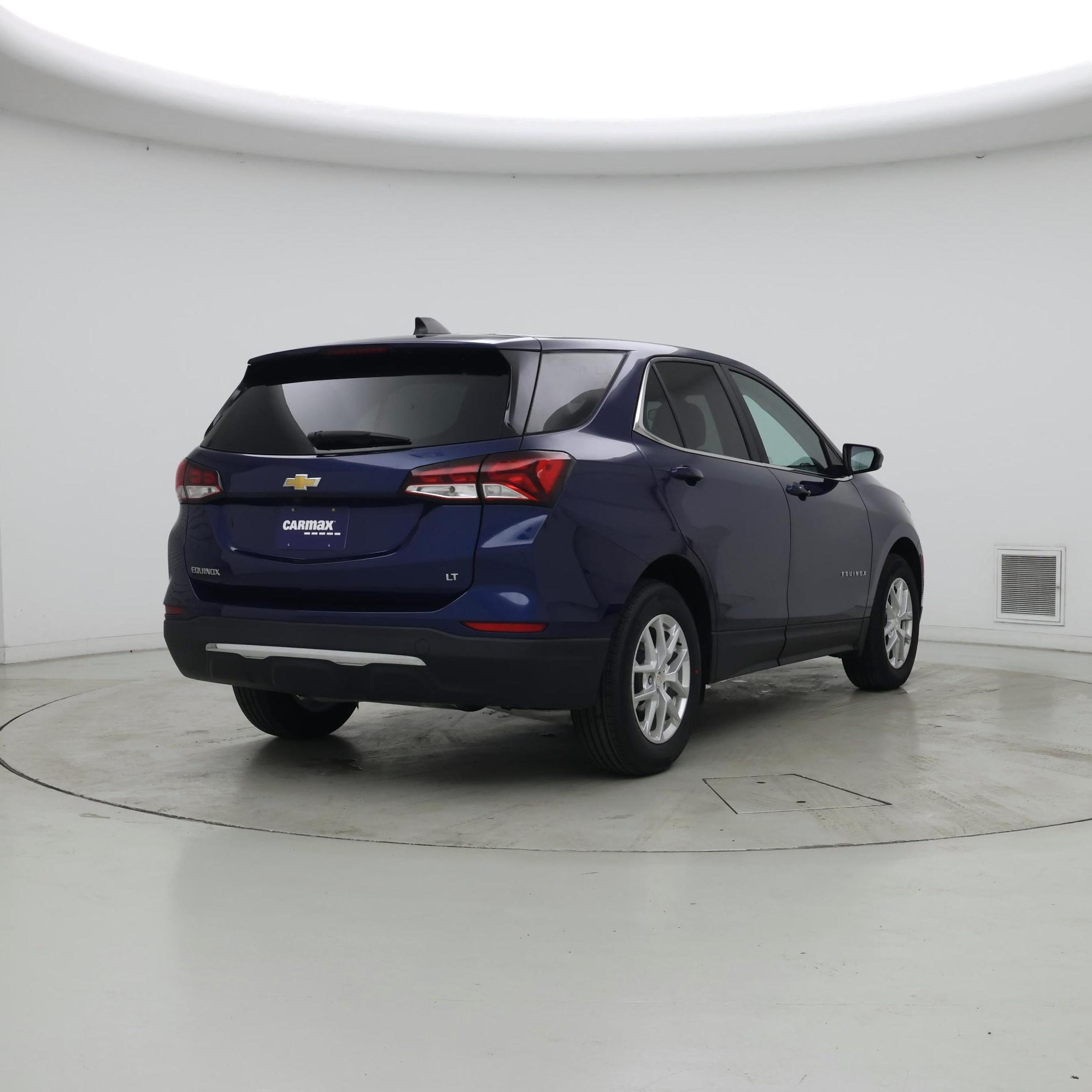 Thumbnail: 2022 Chevrolet Equinox - 8