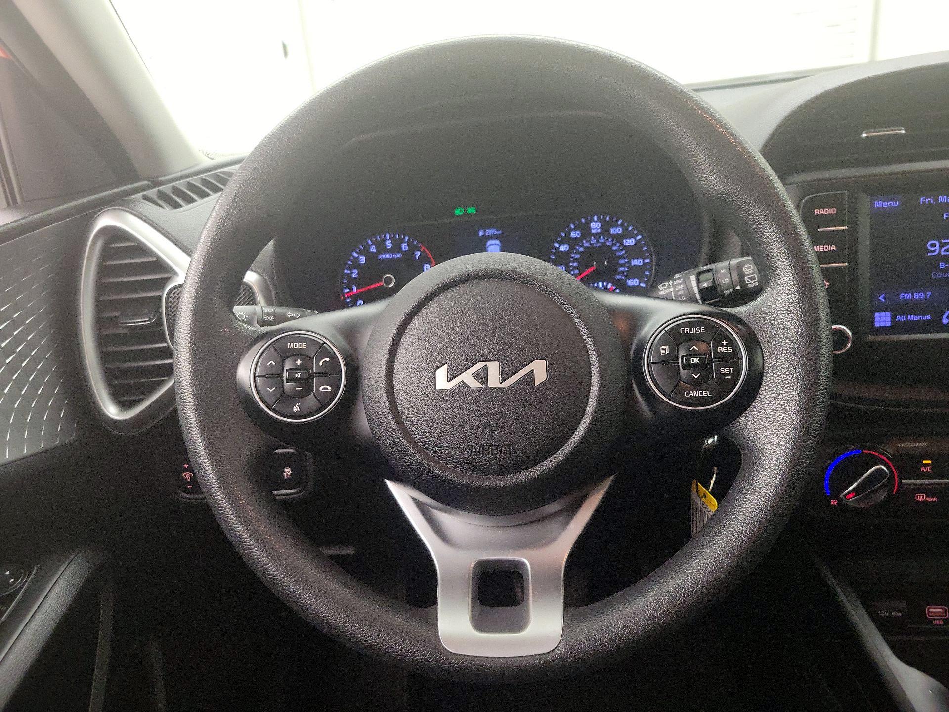 Thumbnail: 2022 Kia Soul - 10