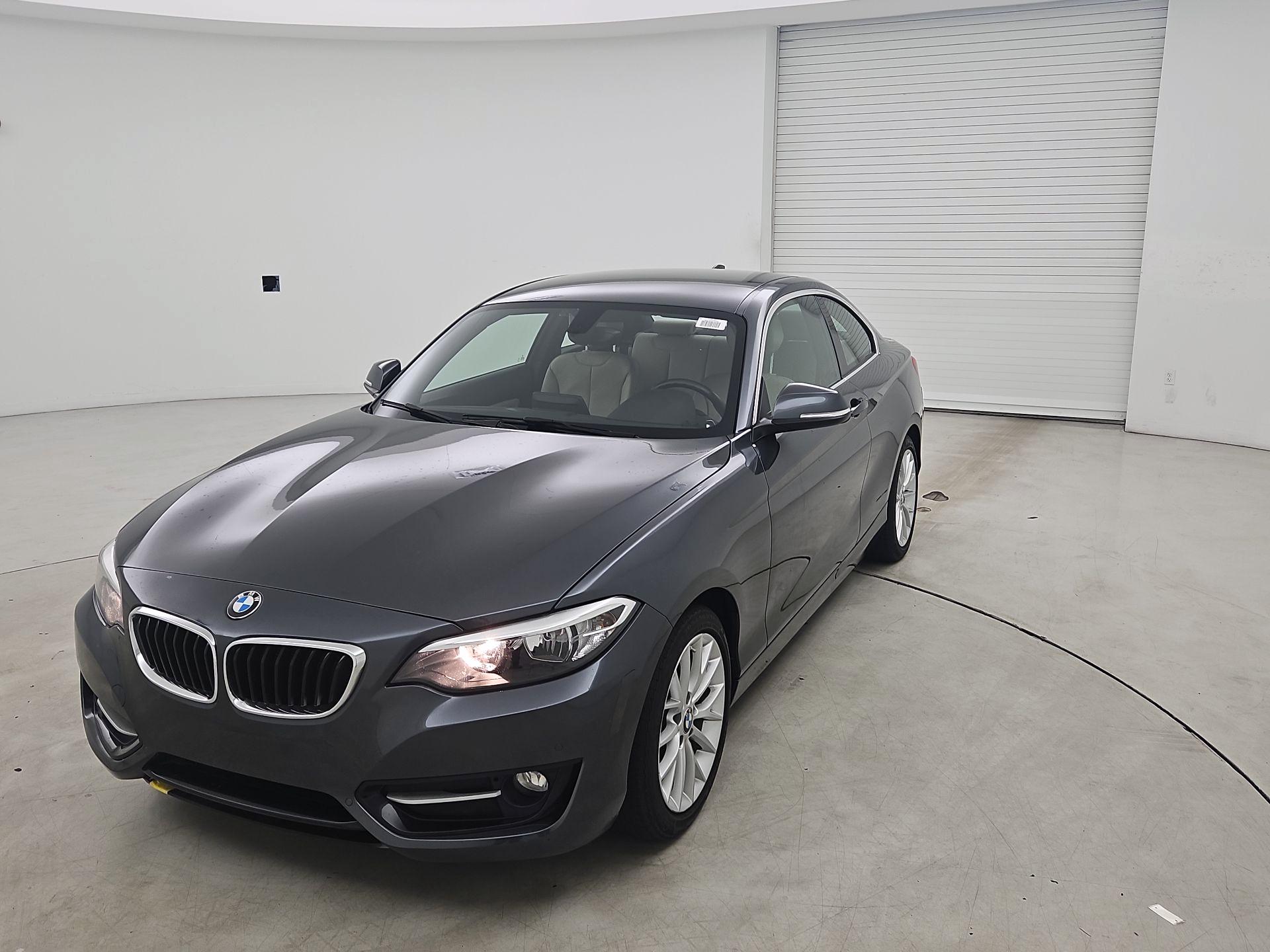 Thumbnail: 2016 BMW 2 Series - 3