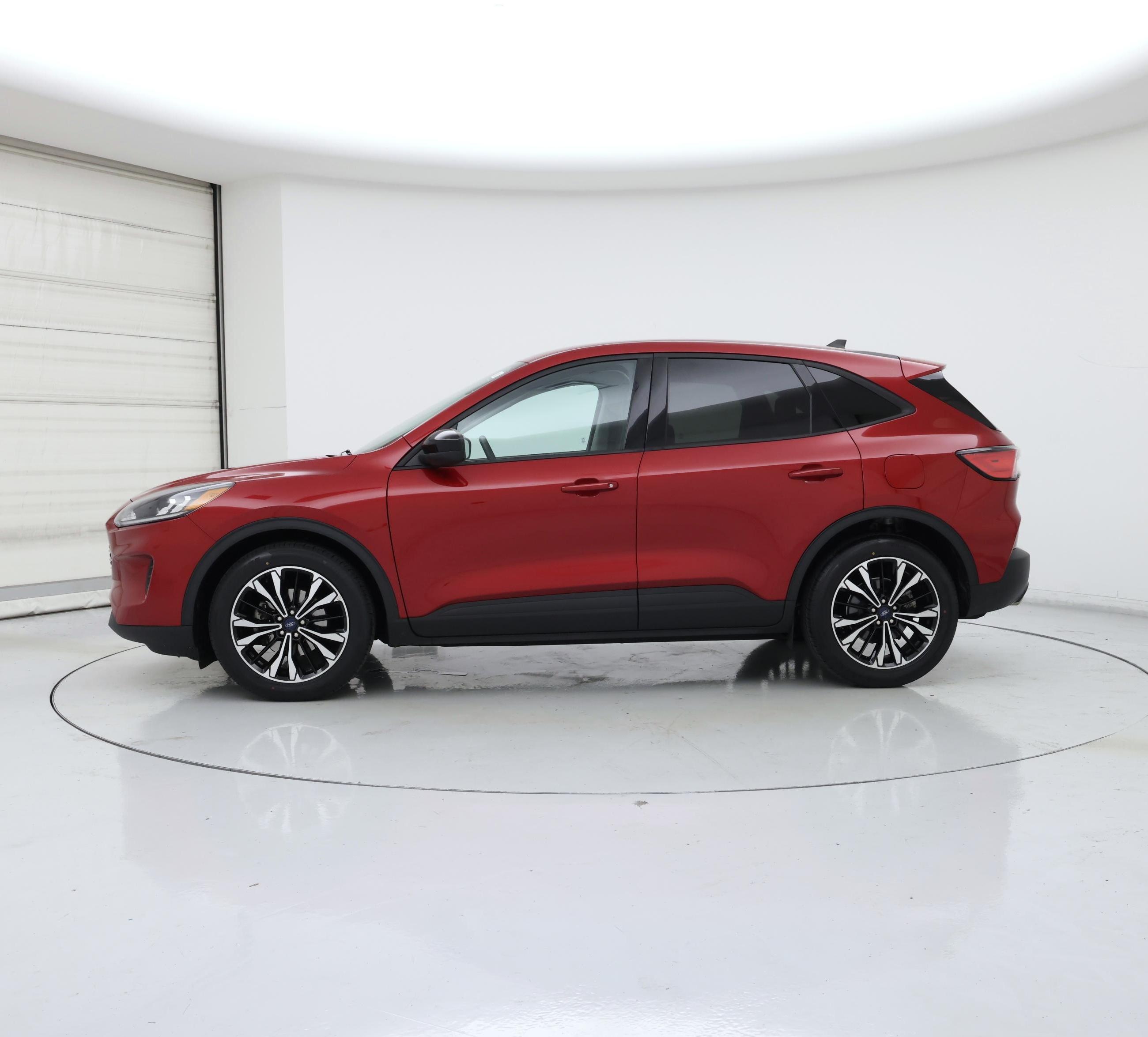 Thumbnail: 2022 Ford Escape - 3