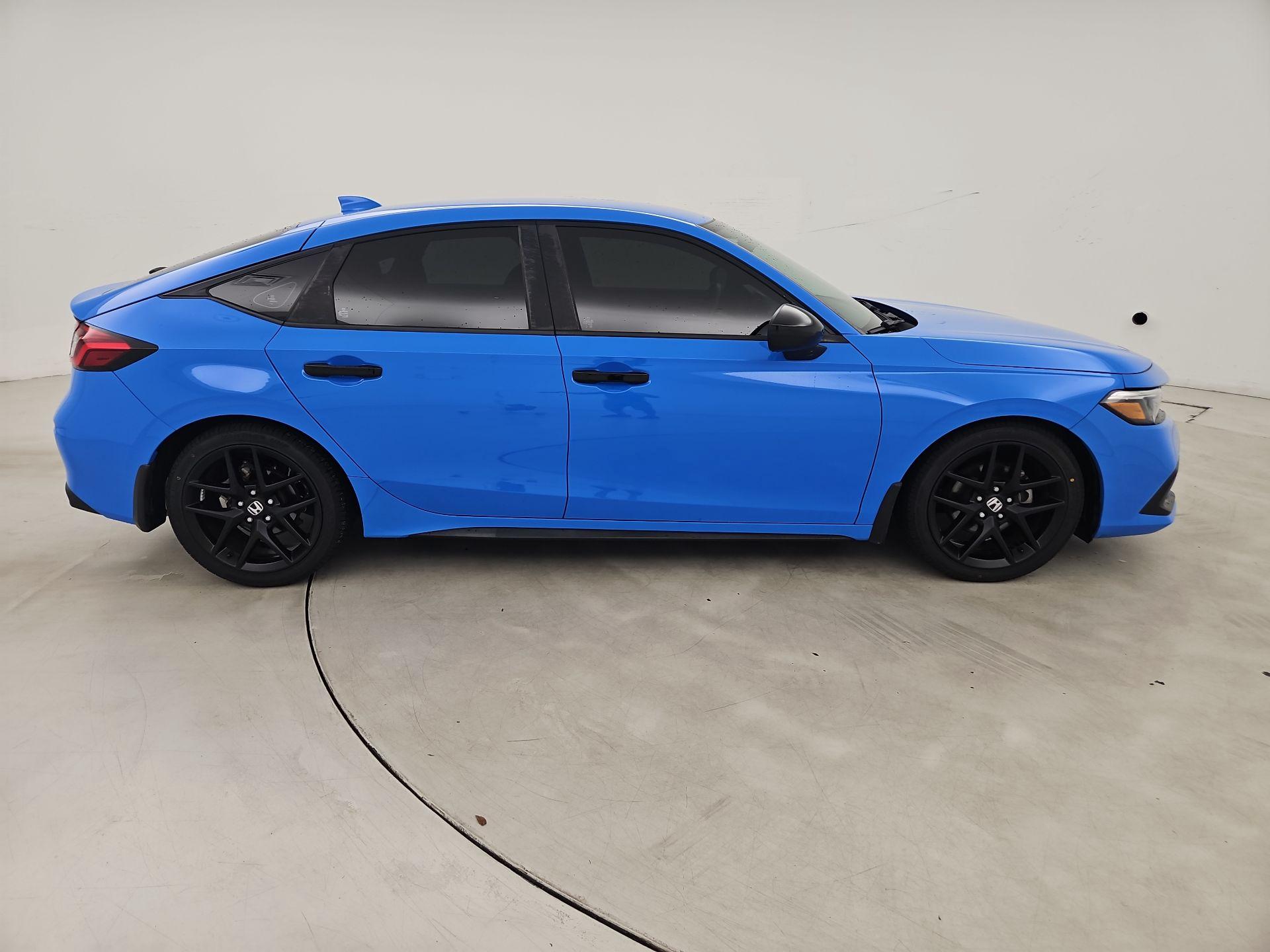 Thumbnail: 2023 Honda Civic - 4