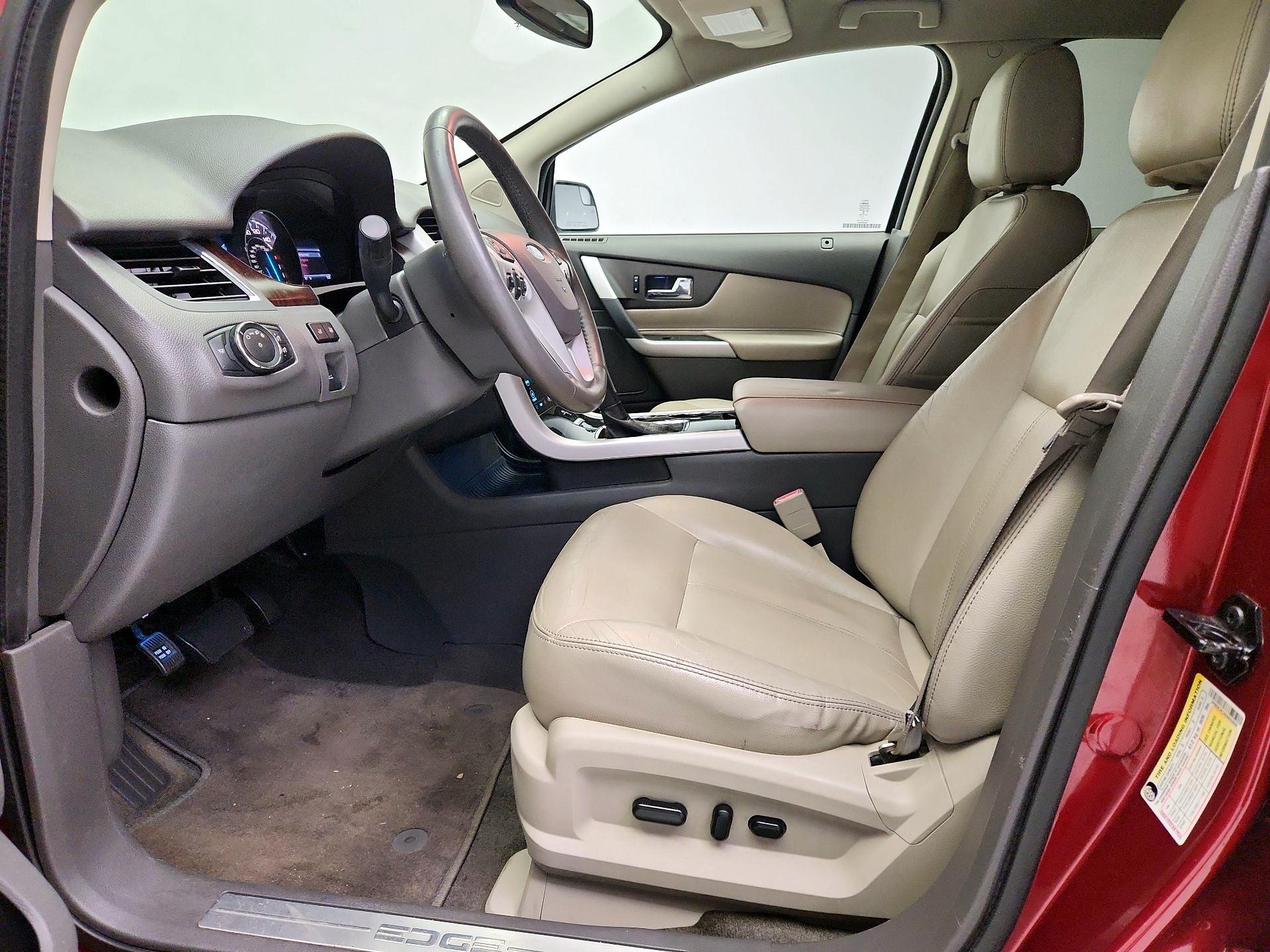 Thumbnail: 2014 Ford Edge - 11