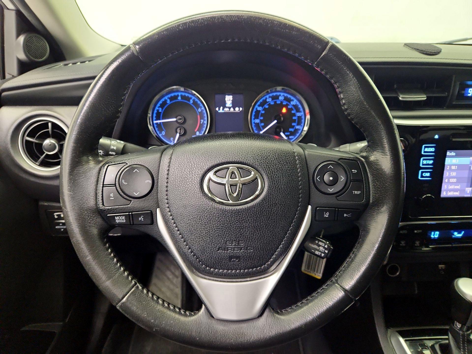 Thumbnail: 2019 Toyota Corolla - 10