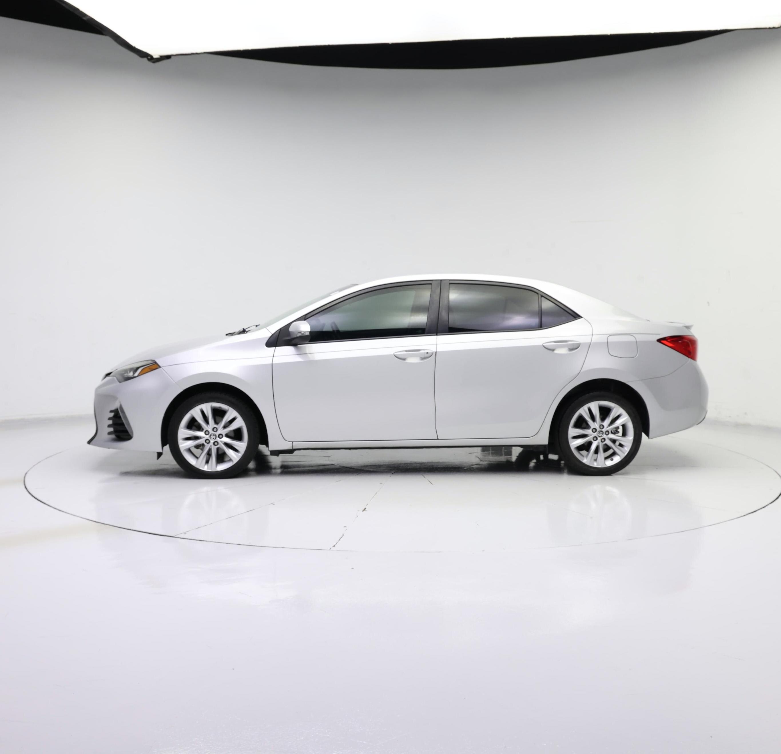 Thumbnail: 2019 Toyota Corolla - 3