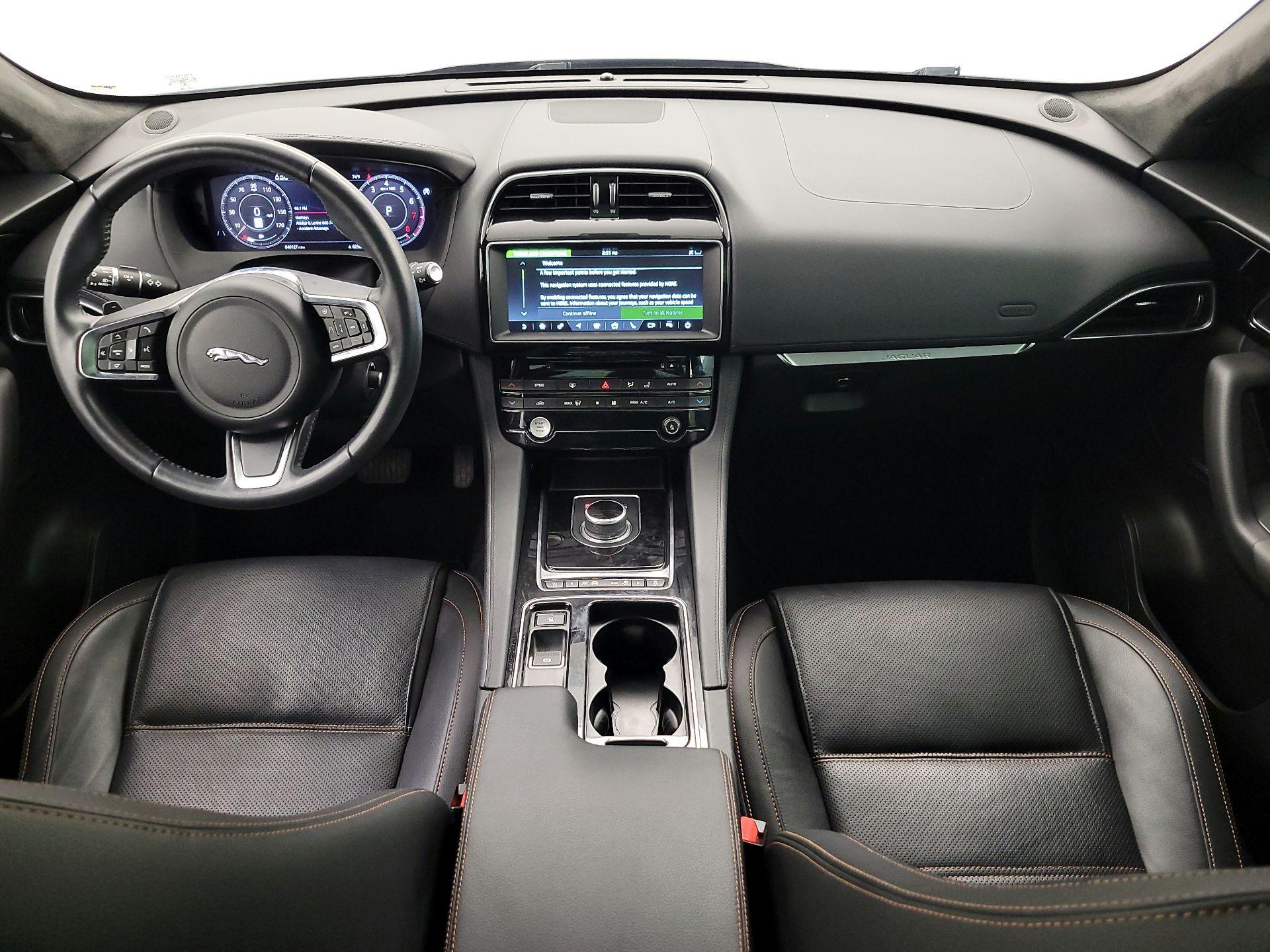Thumbnail: 2020 Jaguar F-Pace - 9