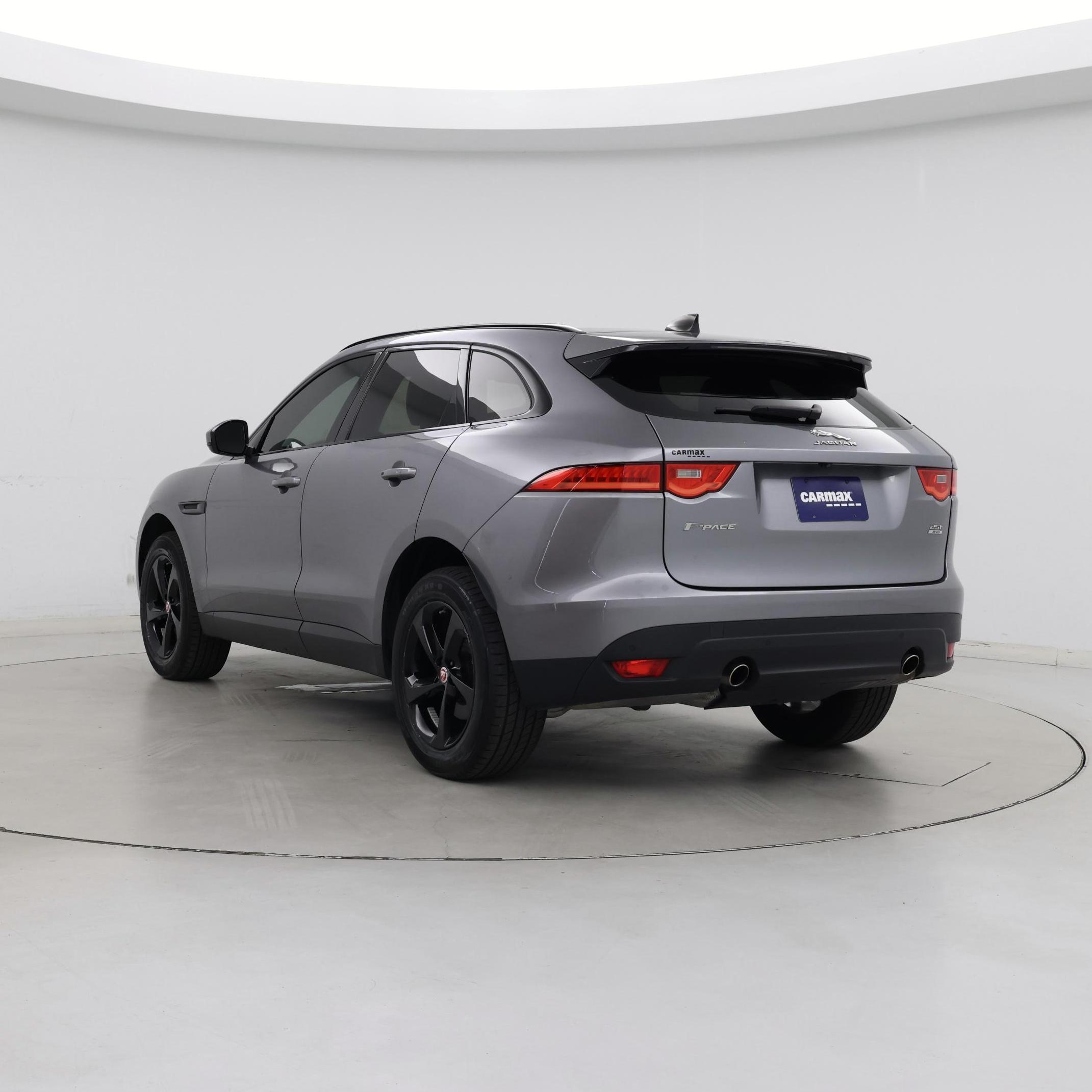Thumbnail: 2020 Jaguar F-Pace - 2