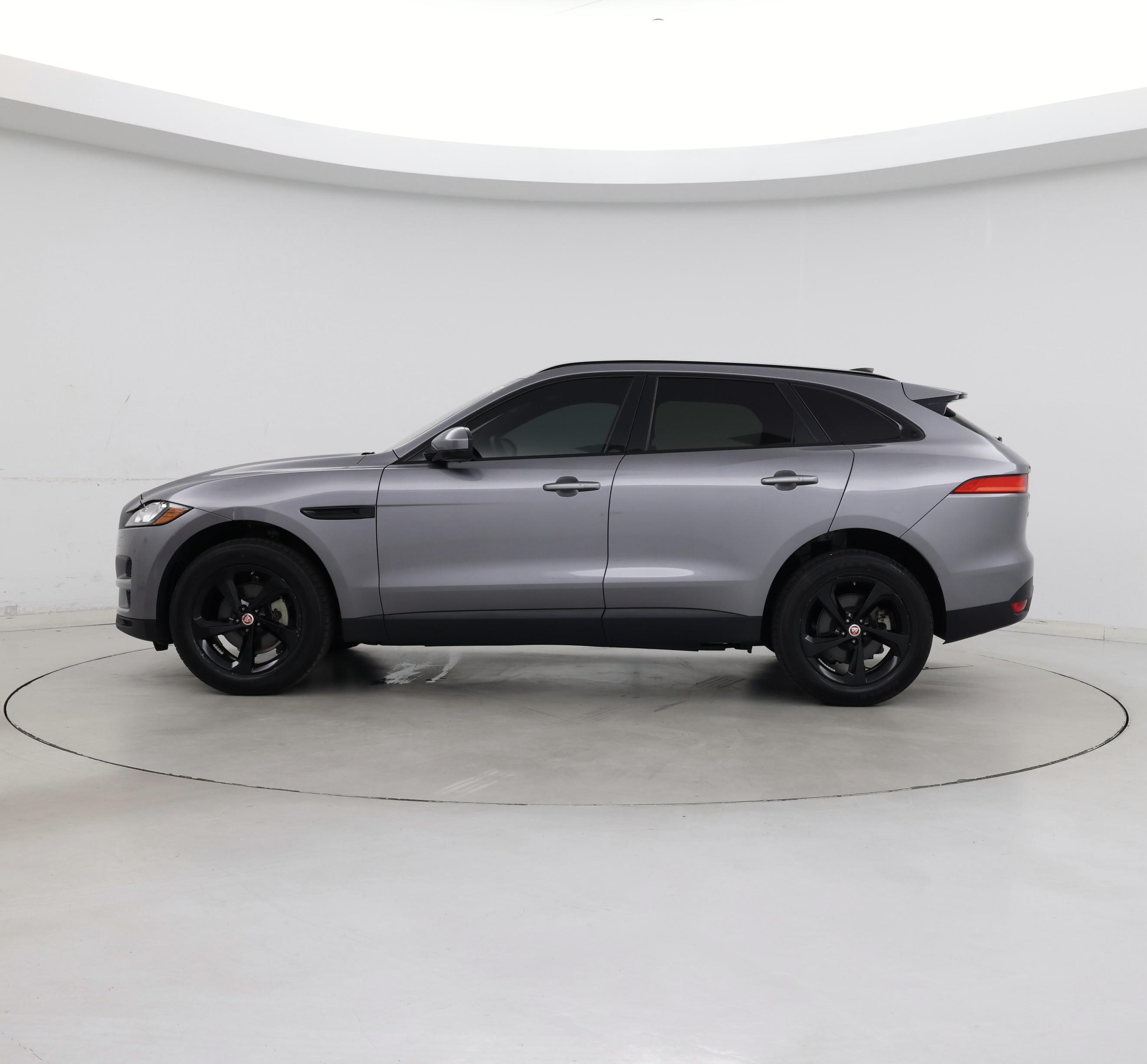 Thumbnail: 2020 Jaguar F-Pace - 3