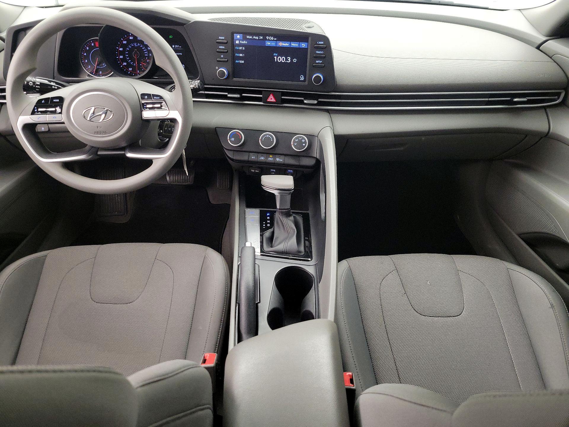 Thumbnail: 2021 Hyundai Elantra - 9