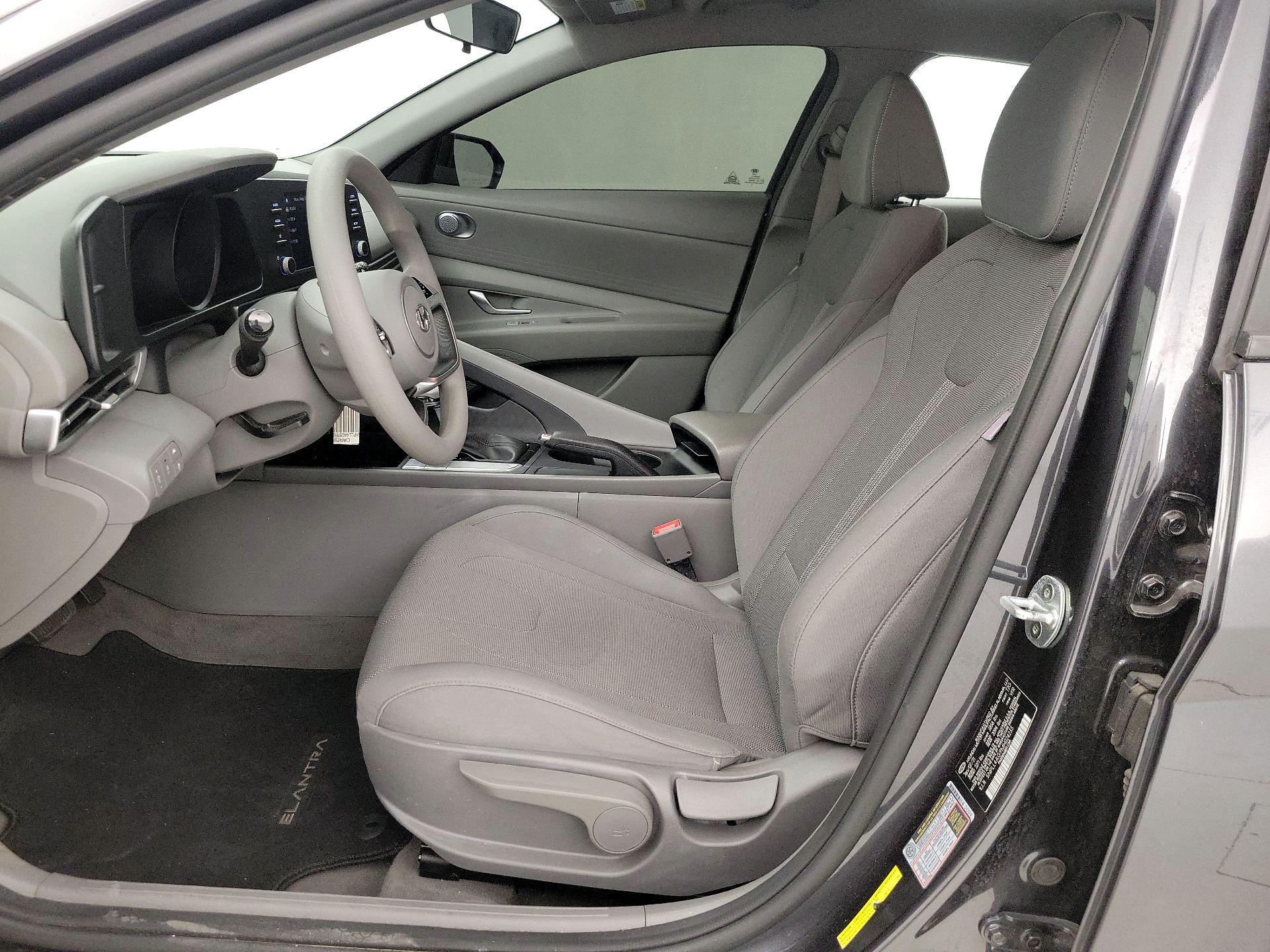 Thumbnail: 2021 Hyundai Elantra - 11