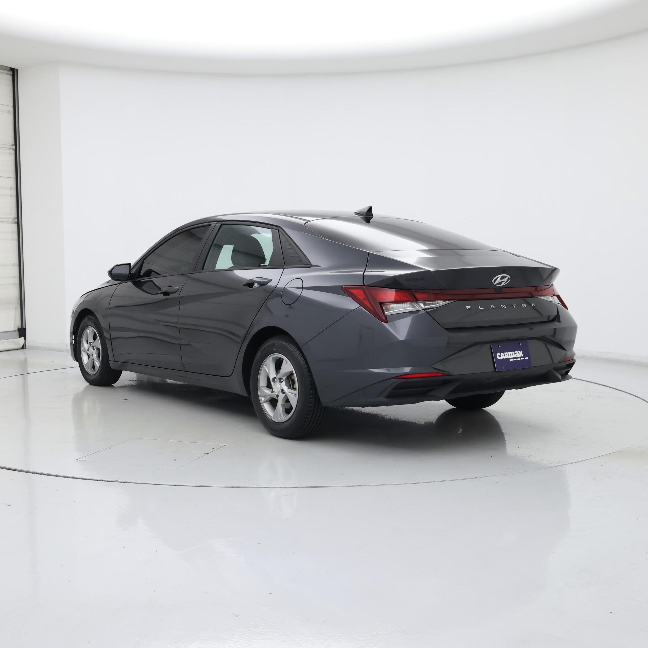 Thumbnail: 2021 Hyundai Elantra - 2