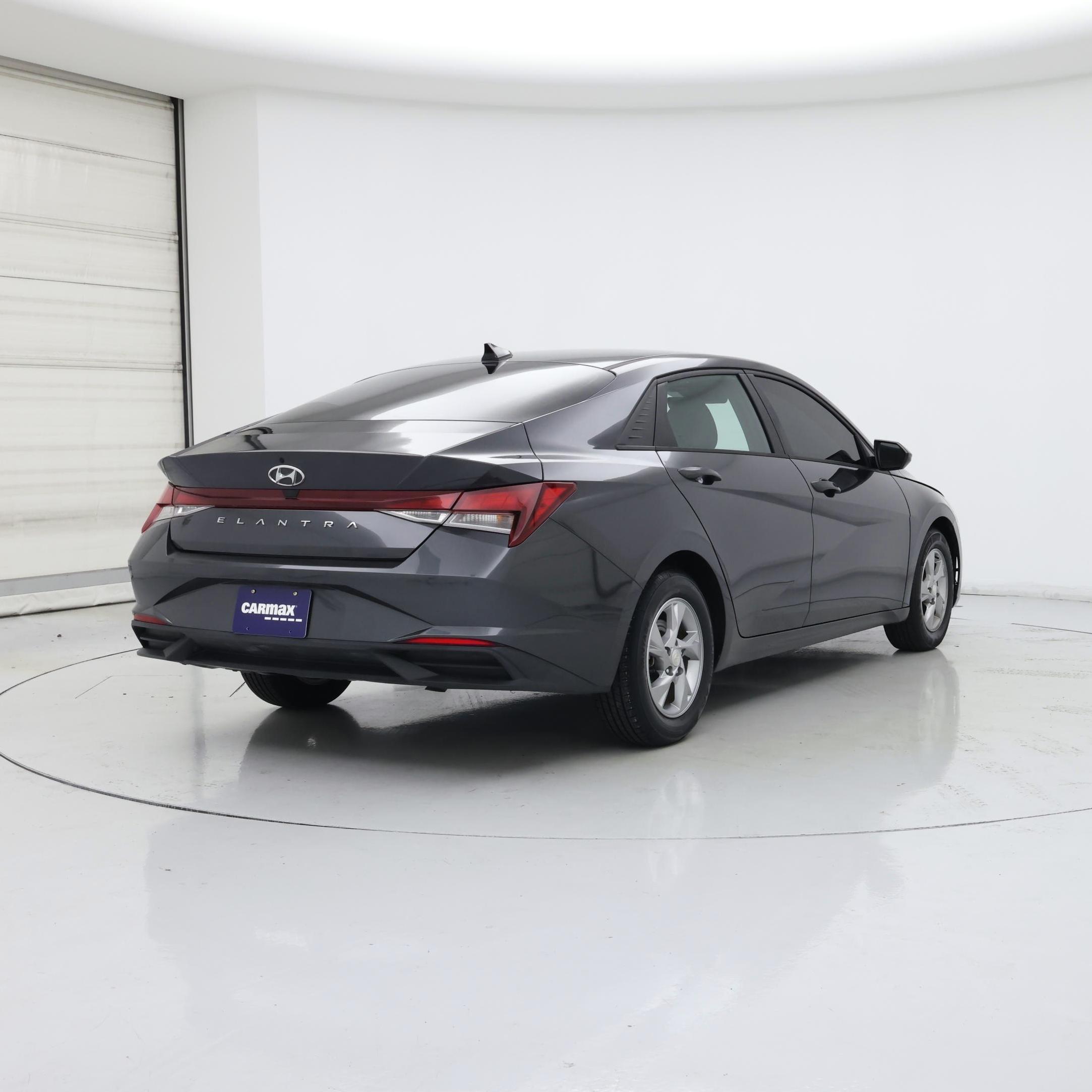 Thumbnail: 2021 Hyundai Elantra - 8