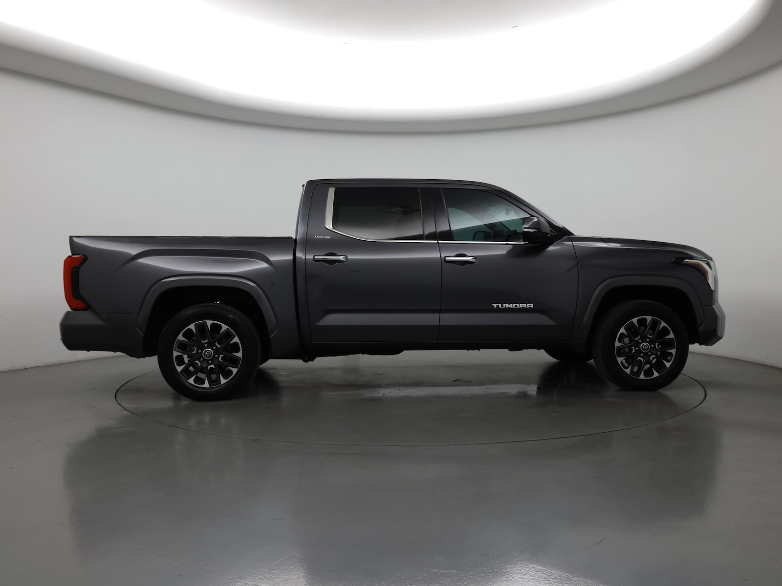 2023 Toyota Tundra Limited - Photo 8