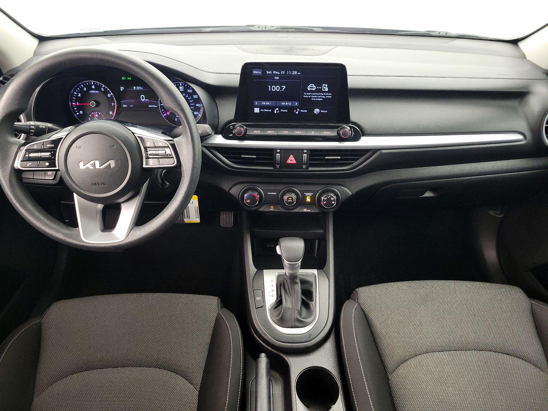 Thumbnail: 2023 Kia Forte - 9