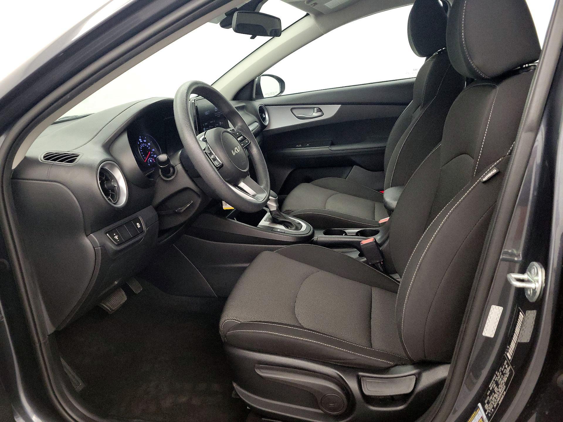 Thumbnail: 2023 Kia Forte - 11