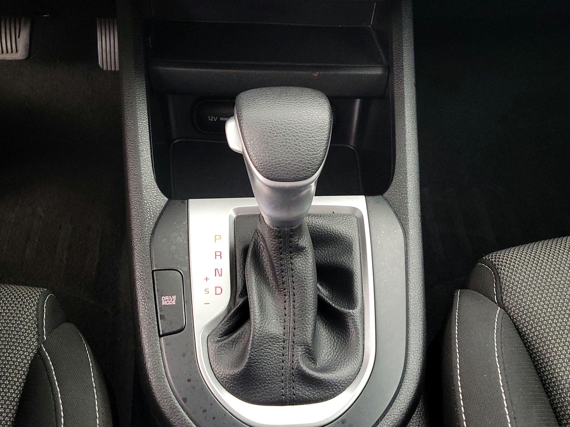 Thumbnail: 2023 Kia Forte - 17