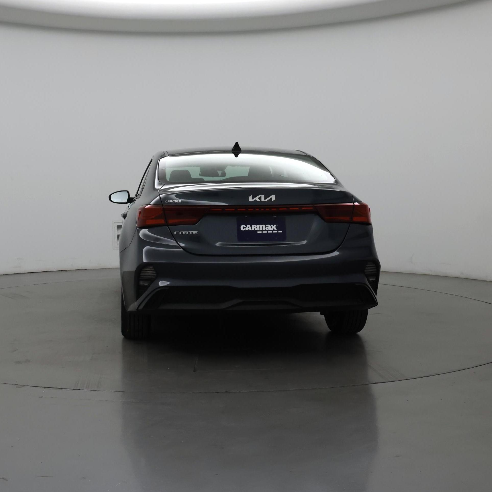 Thumbnail: 2023 Kia Forte - 6