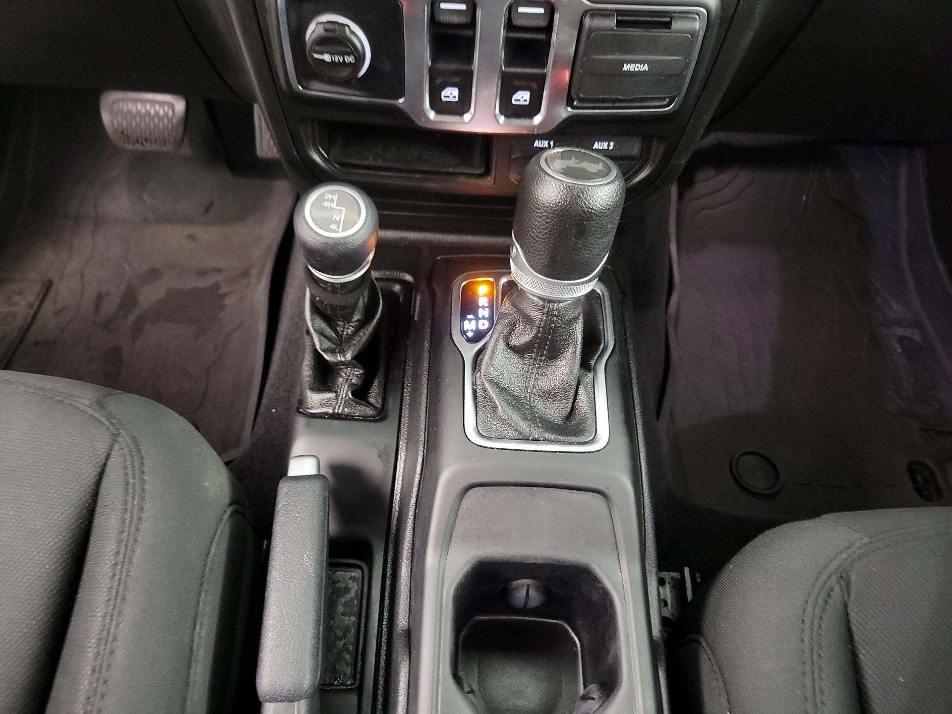 Thumbnail: 2021 Jeep Wrangler - 17