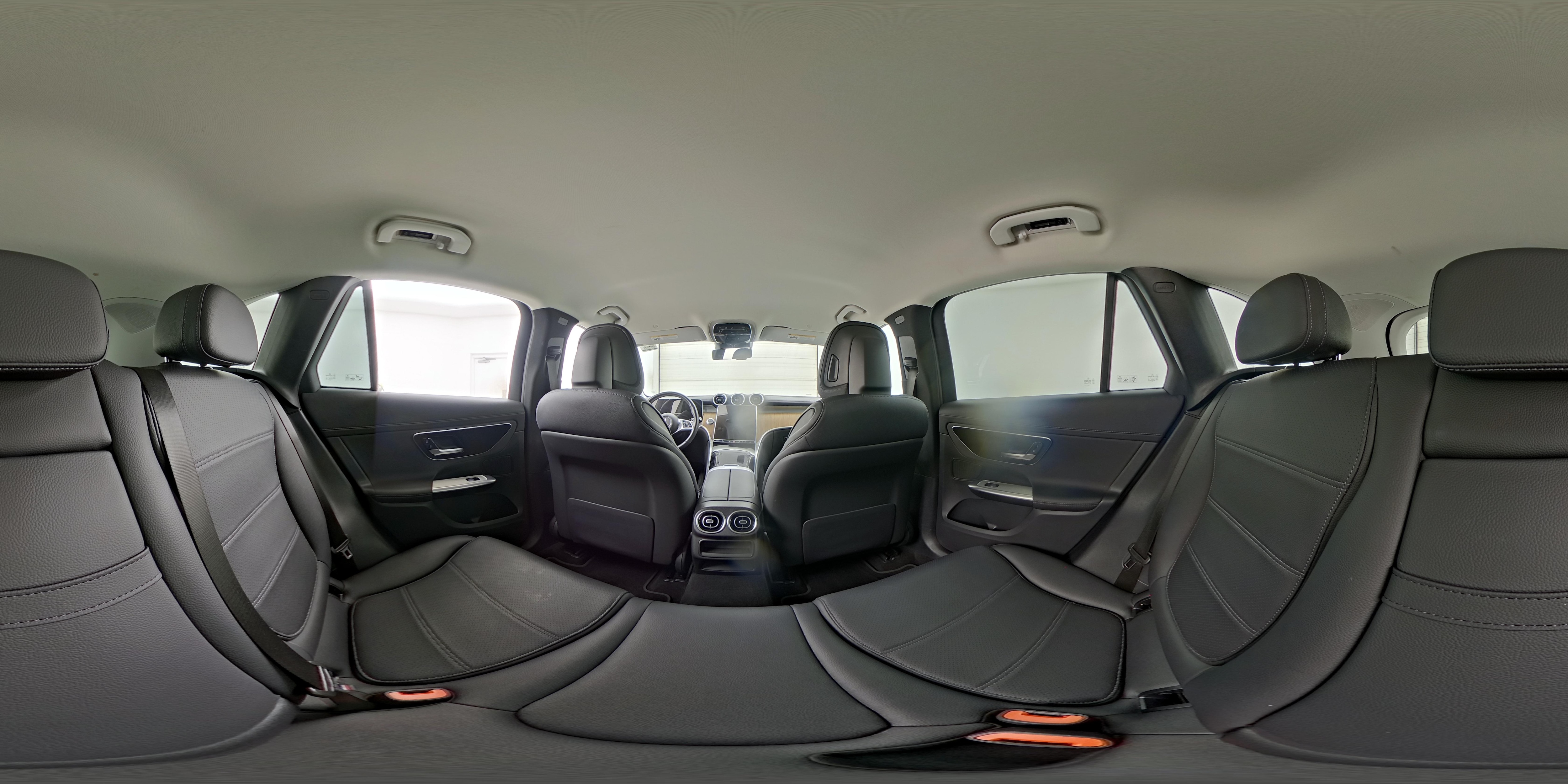 2024 Mercedes-Benz GLC GLC300 - Photo 26
