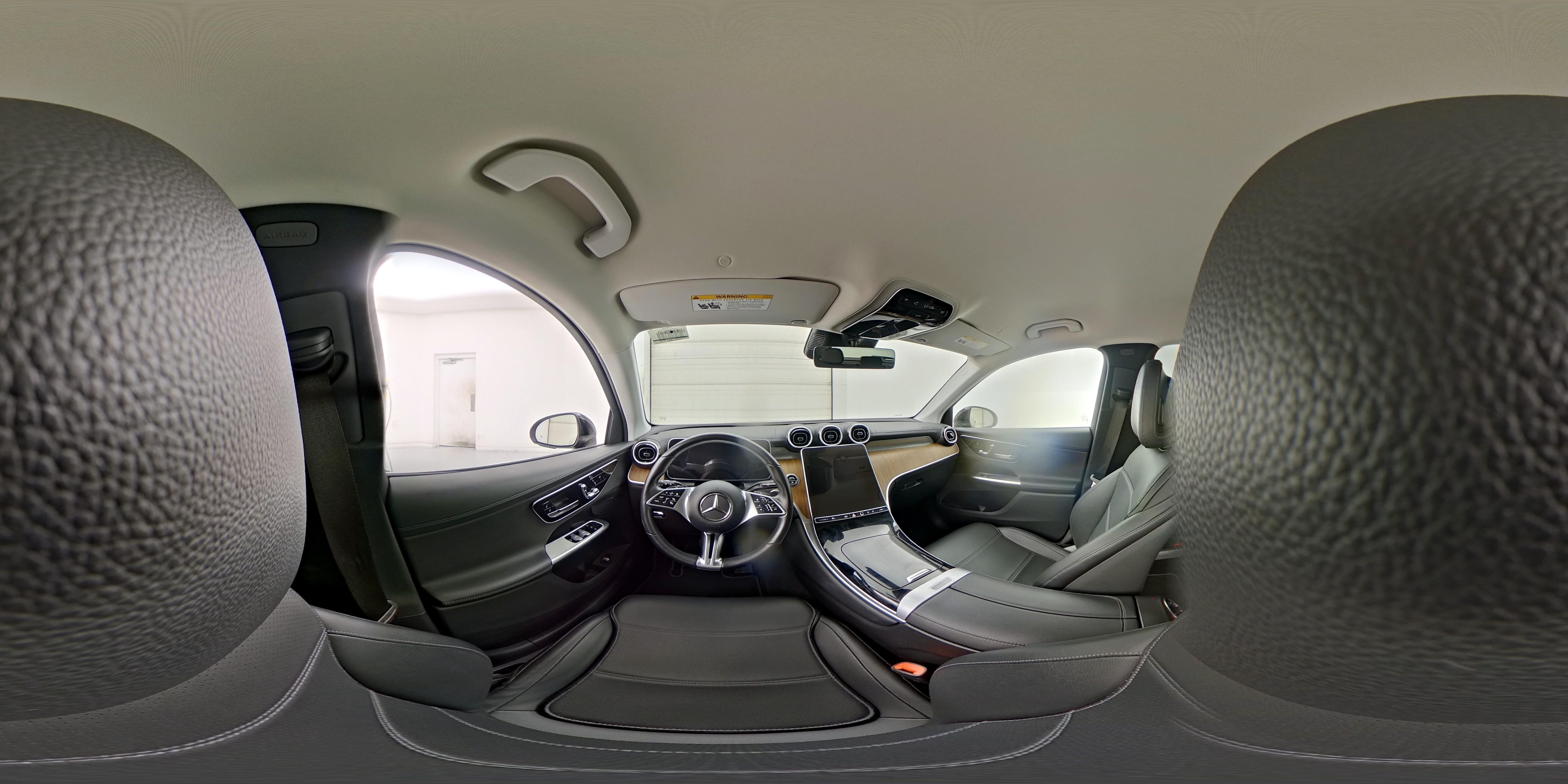 2024 Mercedes-Benz GLC GLC300 - Photo 27