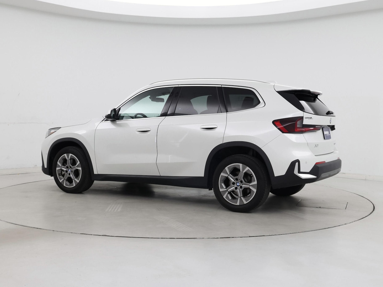 2023 BMW X1 28i - Photo 9