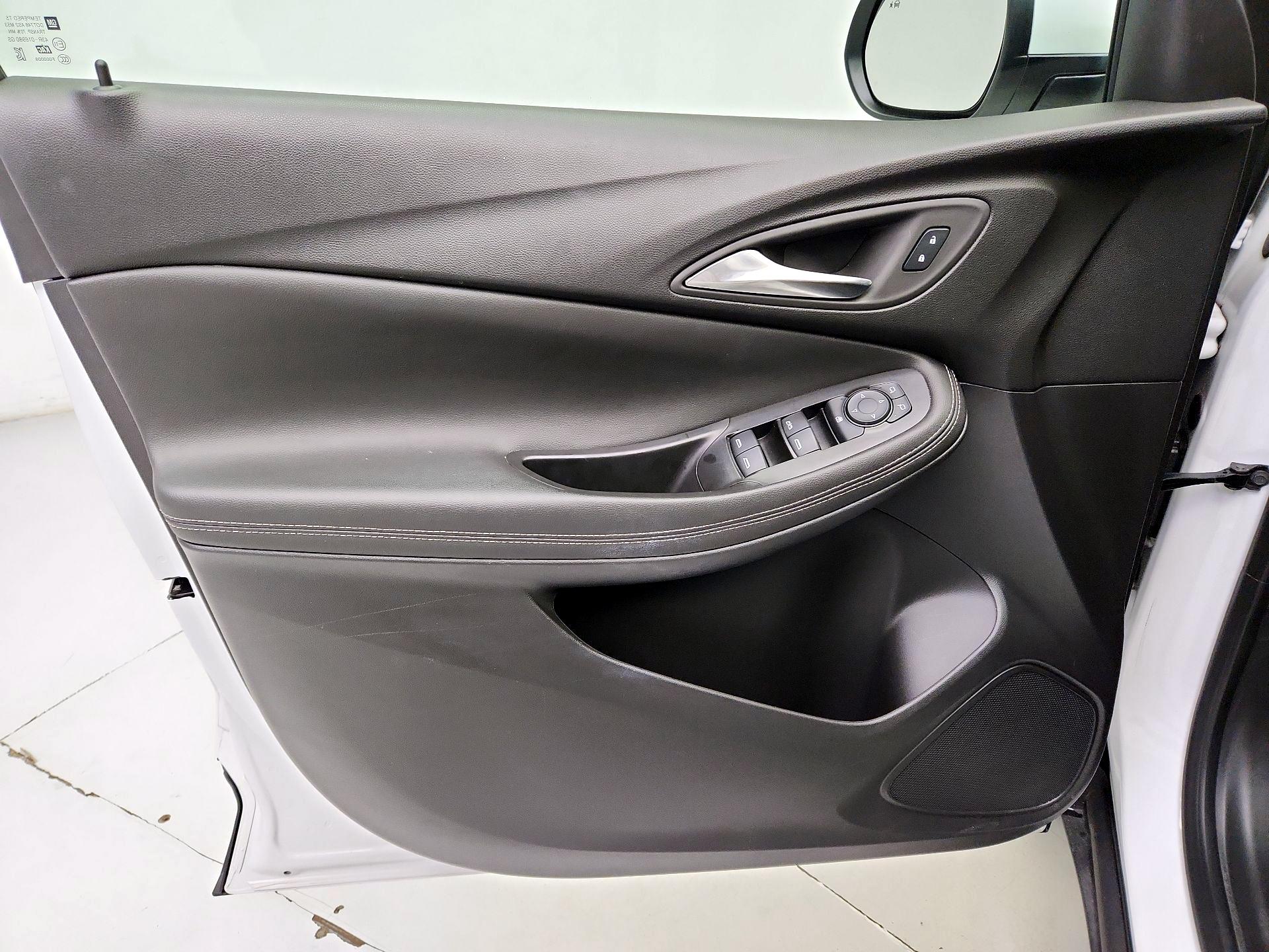 Thumbnail: 2025 Buick Encore GX - 12