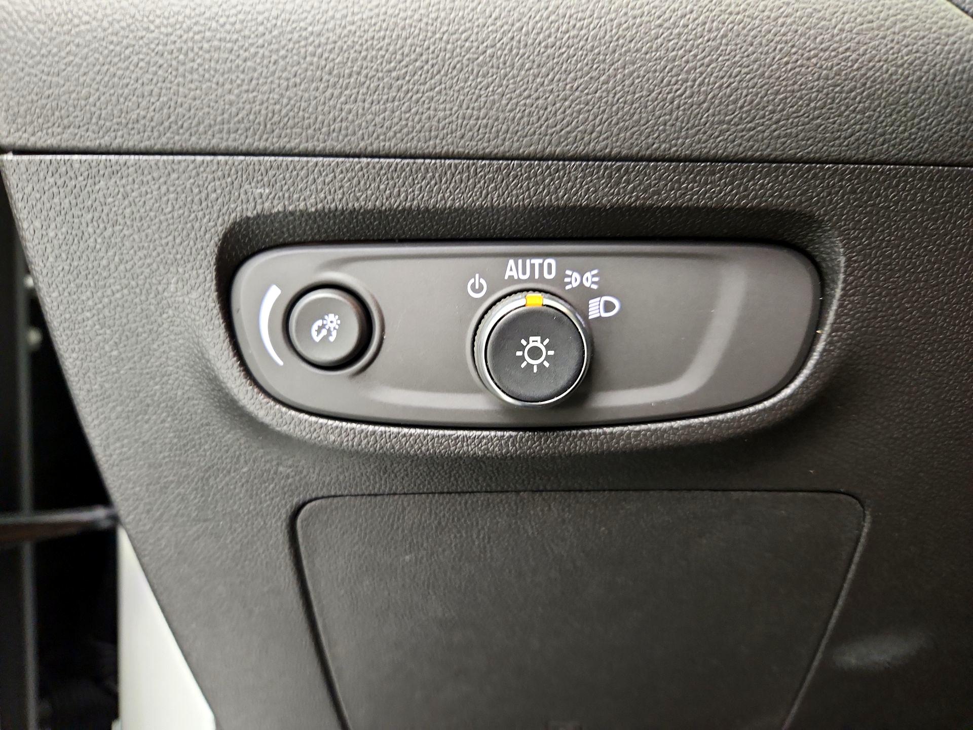 Thumbnail: 2025 Buick Encore GX - 13