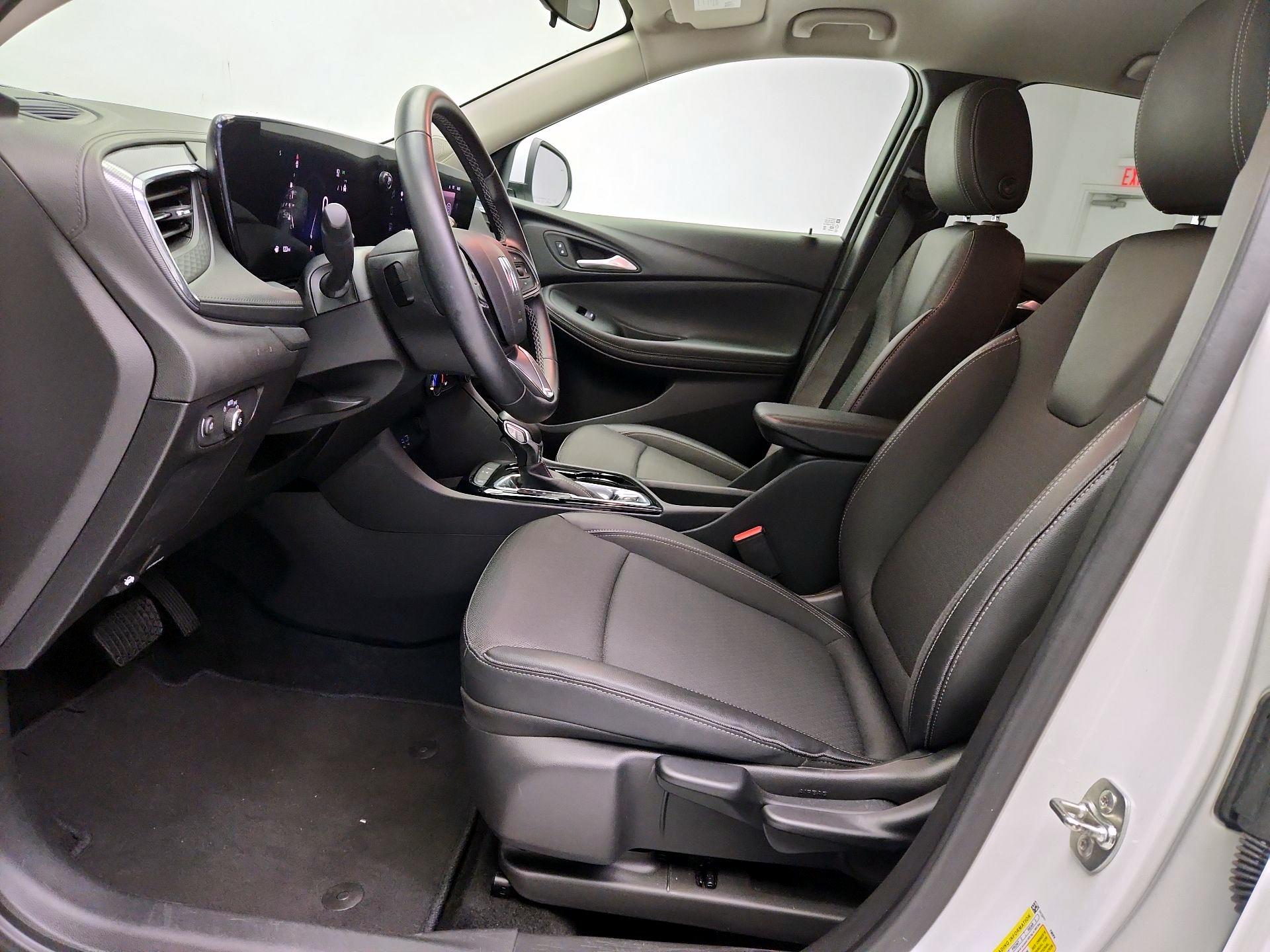 Thumbnail: 2025 Buick Encore GX - 11
