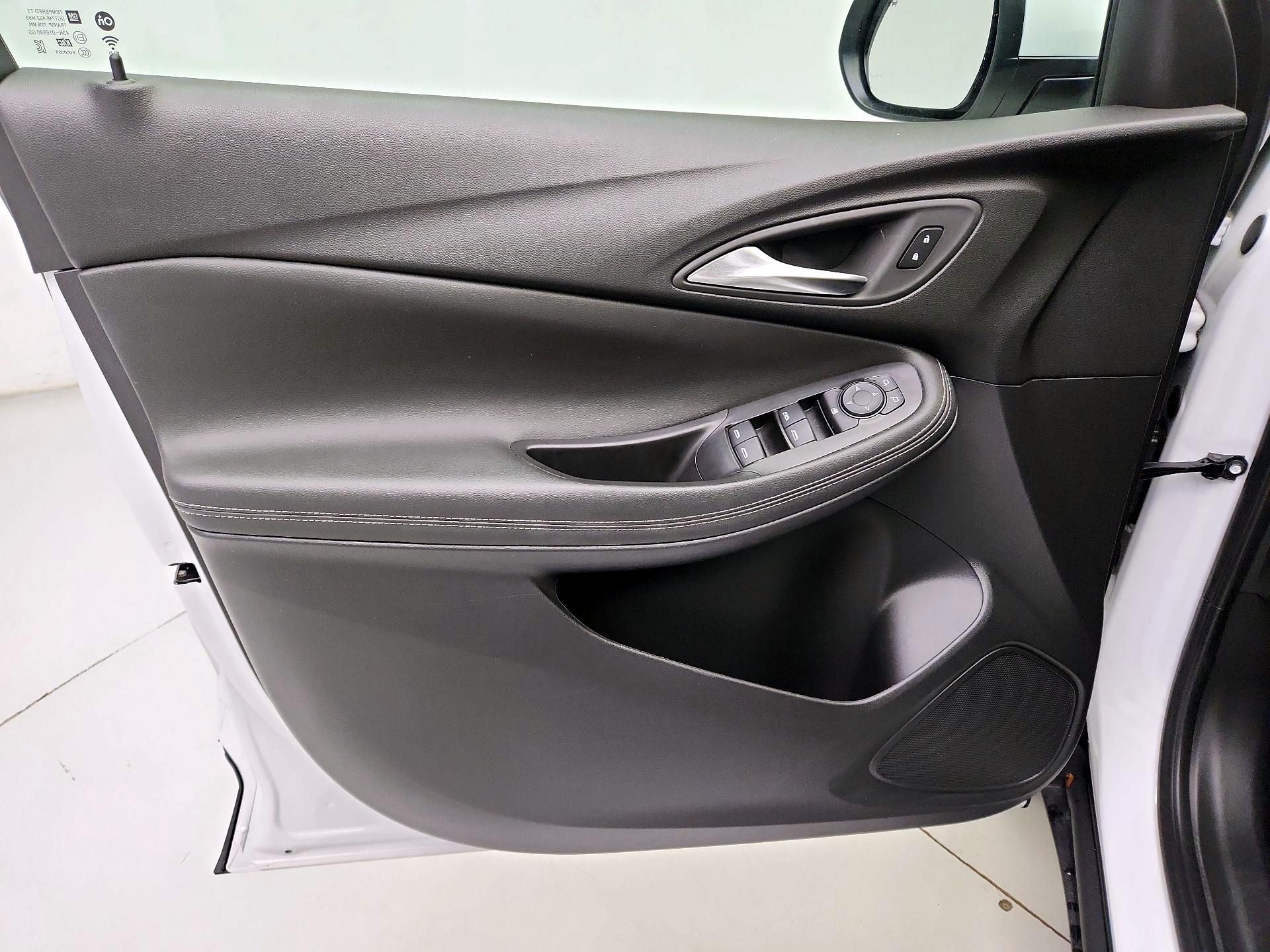 Thumbnail: 2025 Buick Encore GX - 12