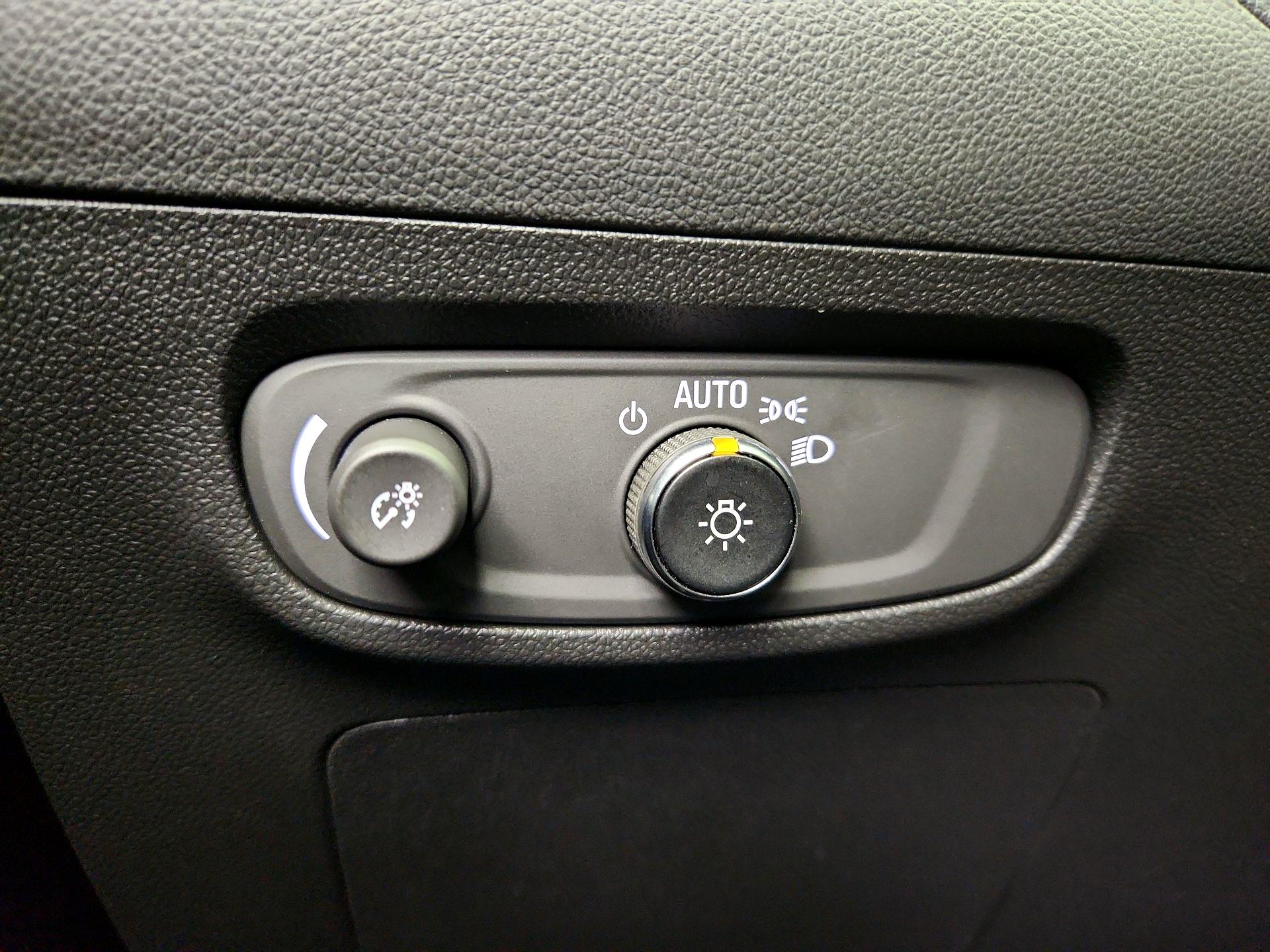Thumbnail: 2025 Buick Encore GX - 13