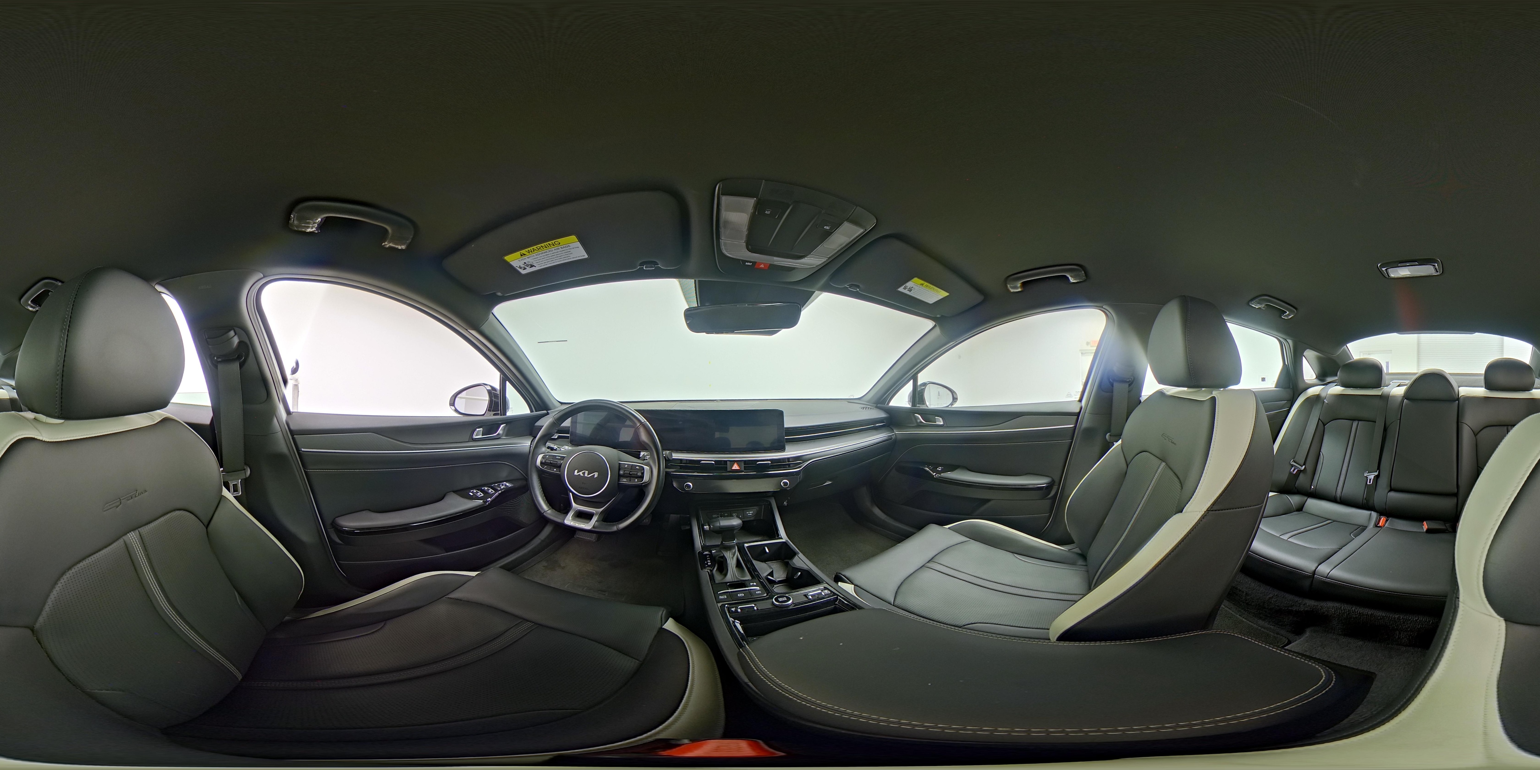 2025 Kia K5 GT-Line - Photo 25