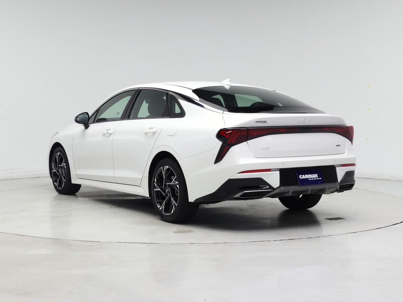 2025 Kia K5 GT-Line - Photo 3