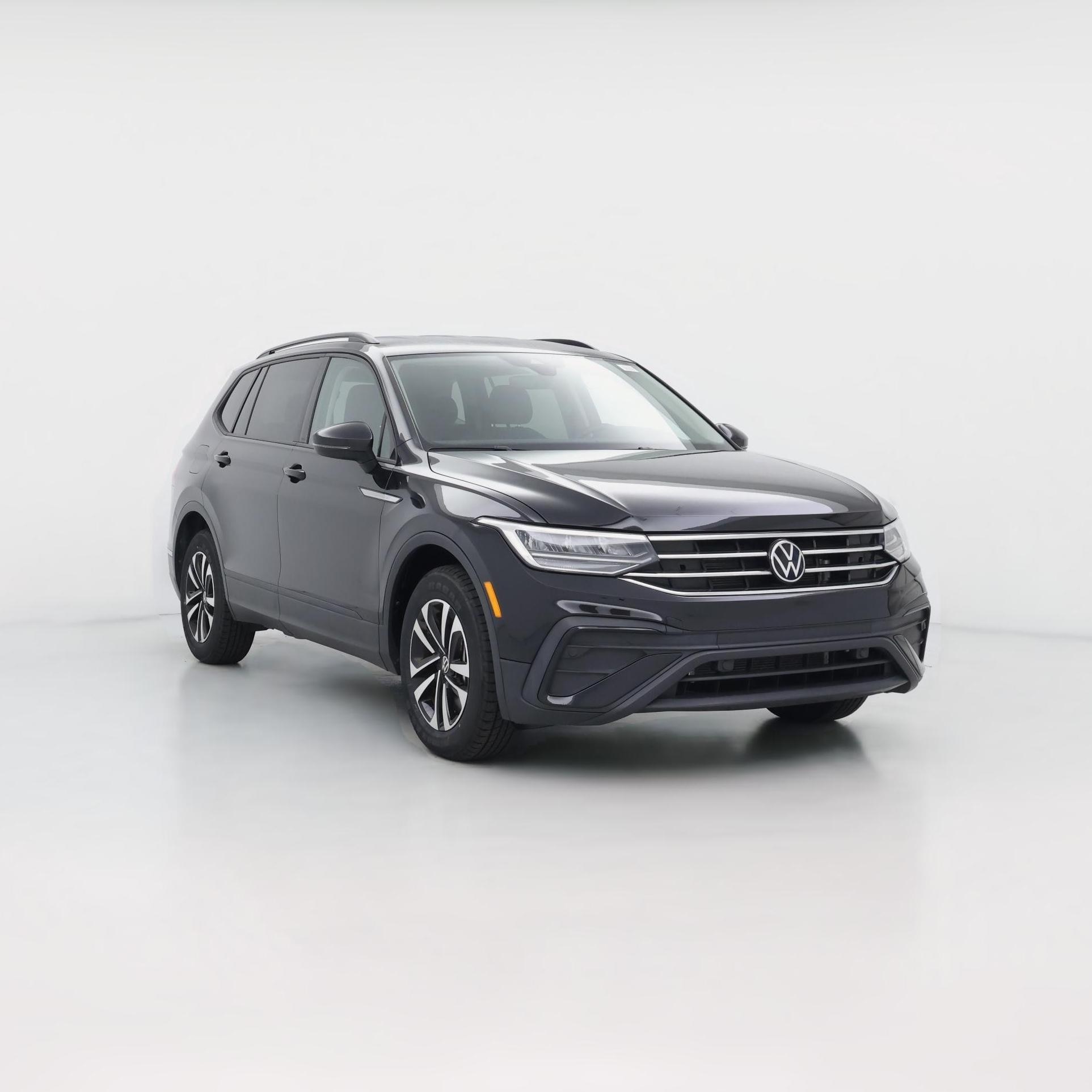 Thumbnail: 2023 Volkswagen Tiguan - 1