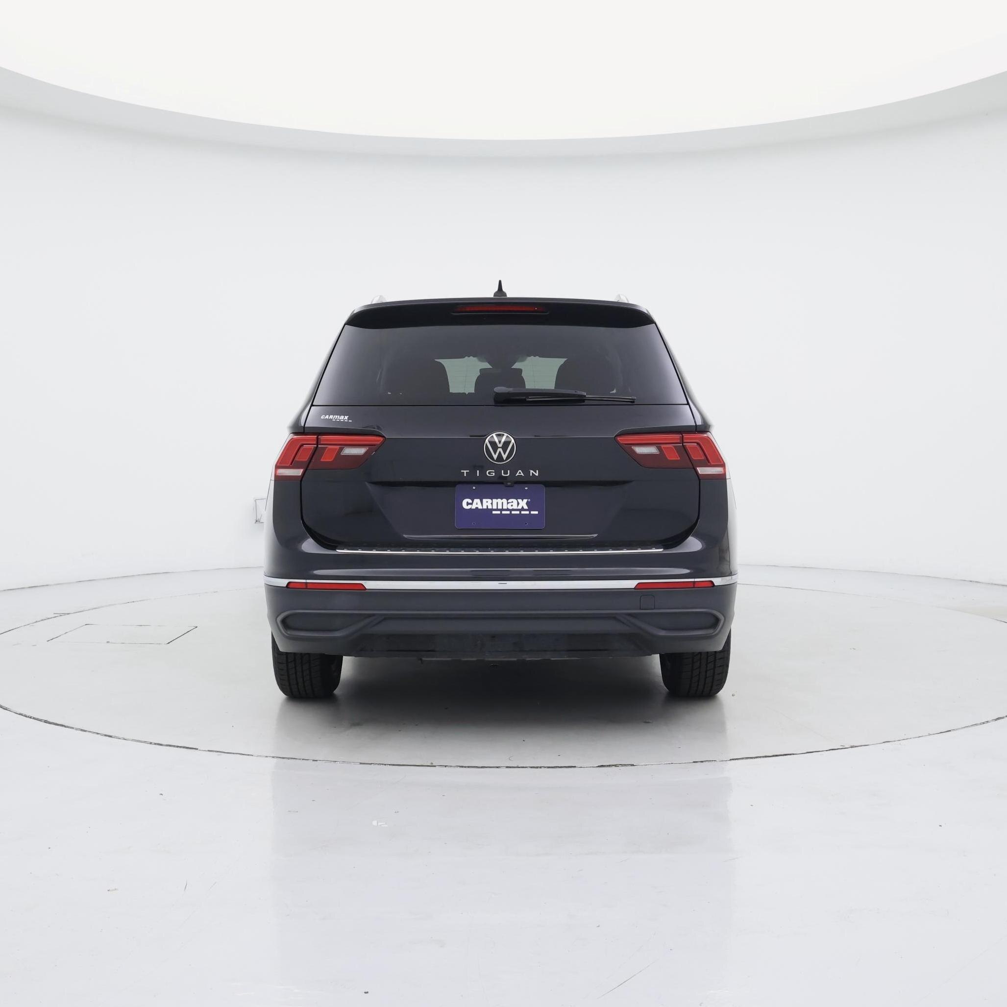 Thumbnail: 2023 Volkswagen Tiguan - 6