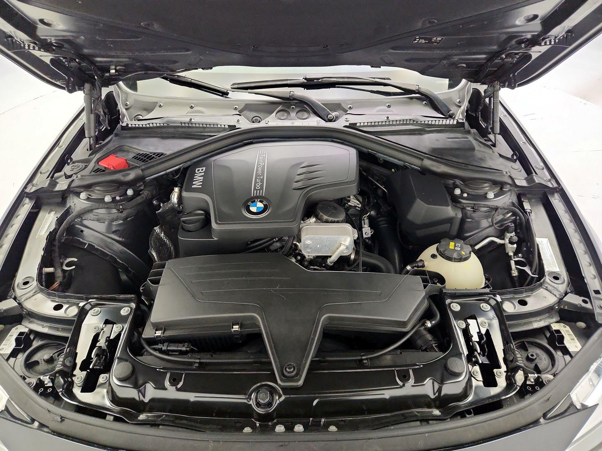 Thumbnail: 2016 BMW 3 Series - 20