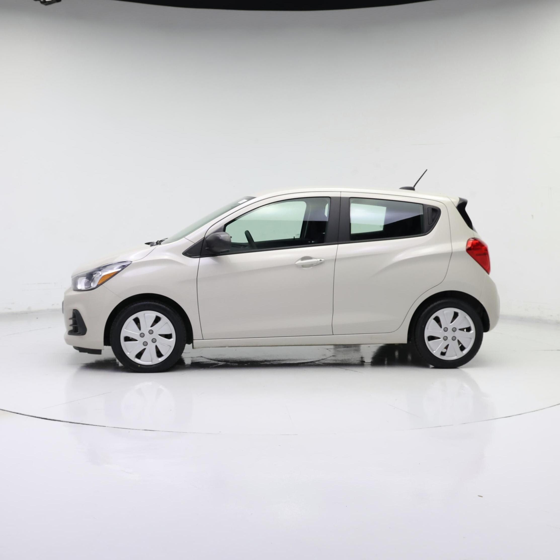Thumbnail: 2018 Chevrolet Spark - 3