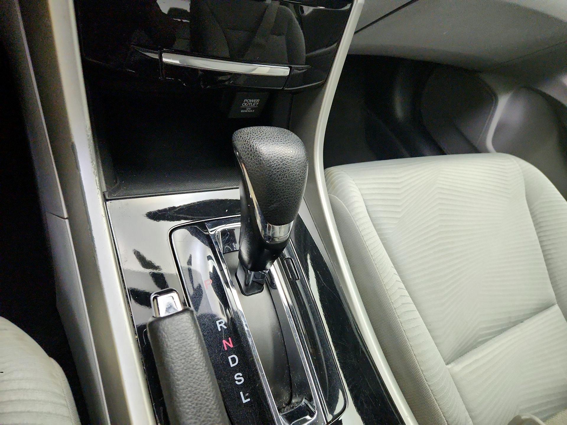 Thumbnail: 2017 Honda Accord - 17
