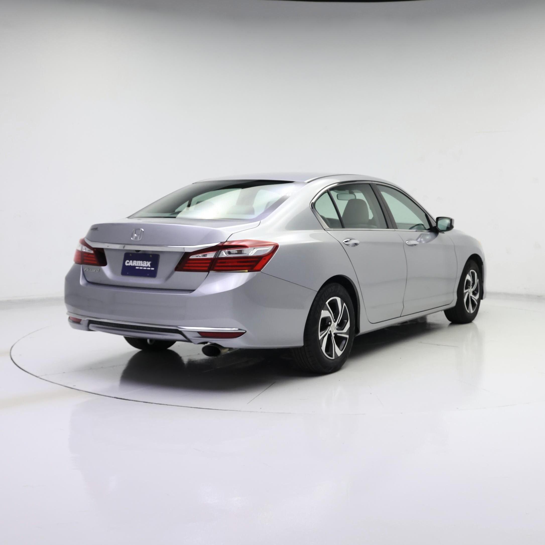 Thumbnail: 2017 Honda Accord - 8