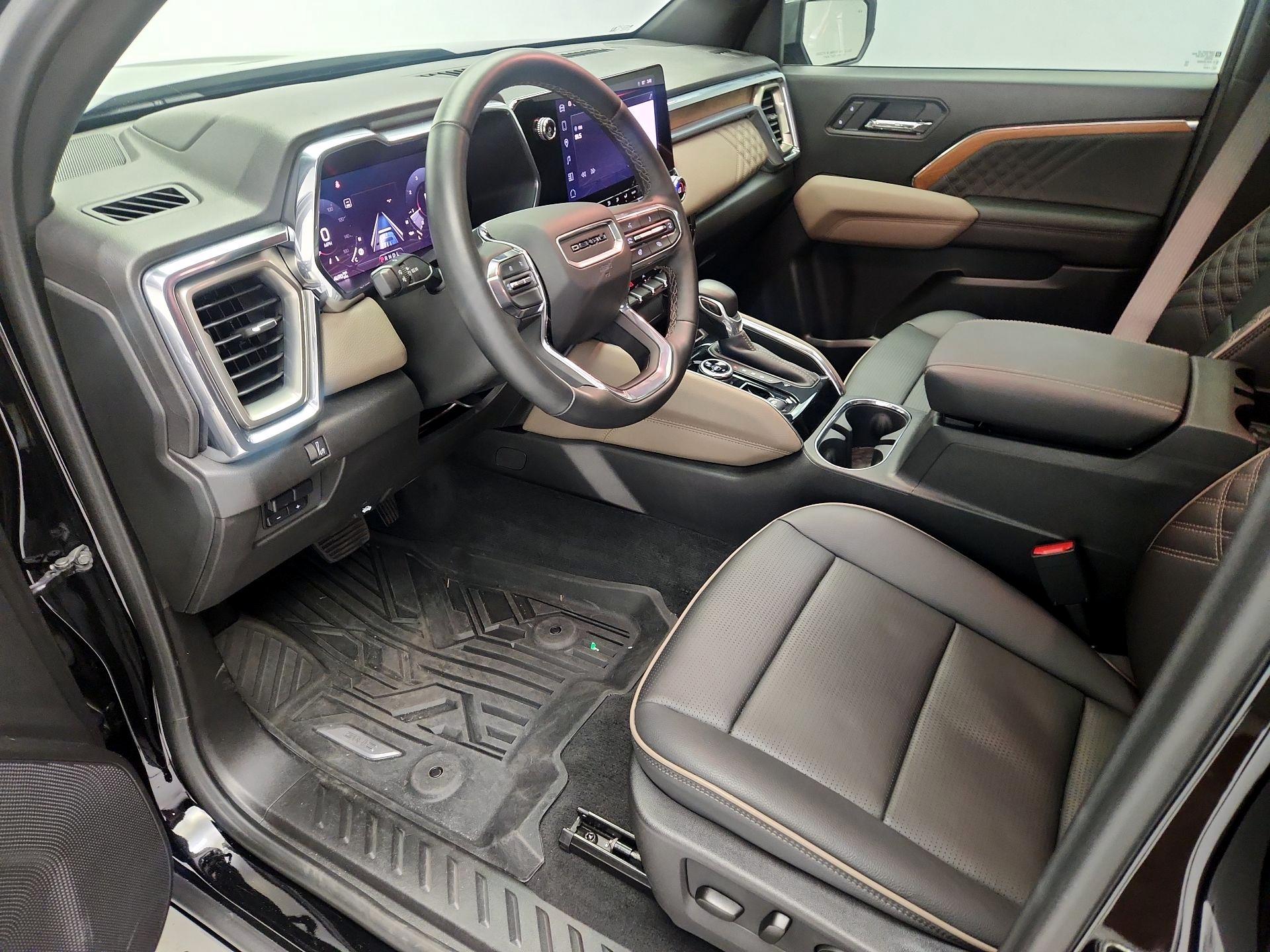 Thumbnail: 2025 GMC Canyon - 11