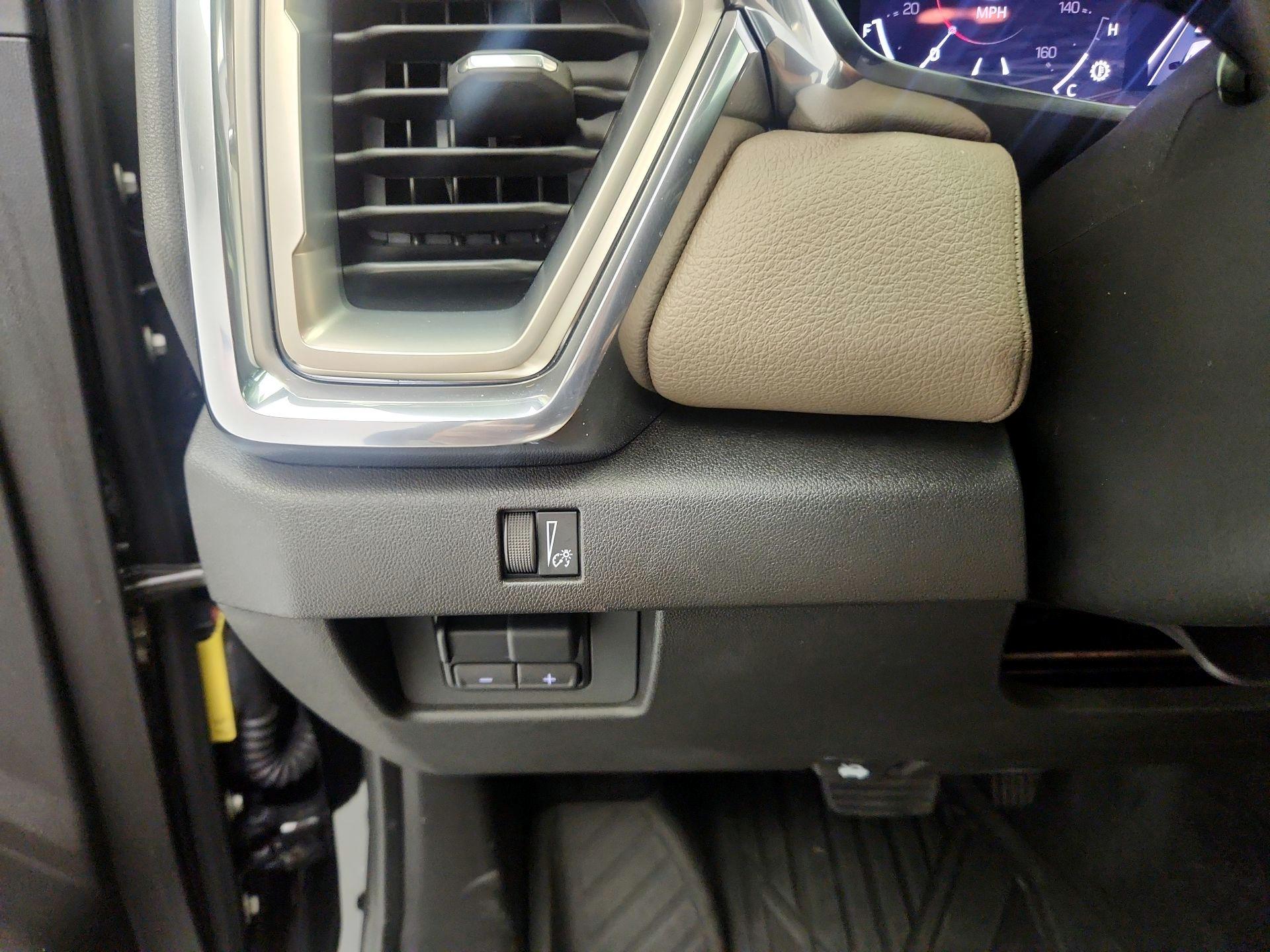 Thumbnail: 2025 GMC Canyon - 13