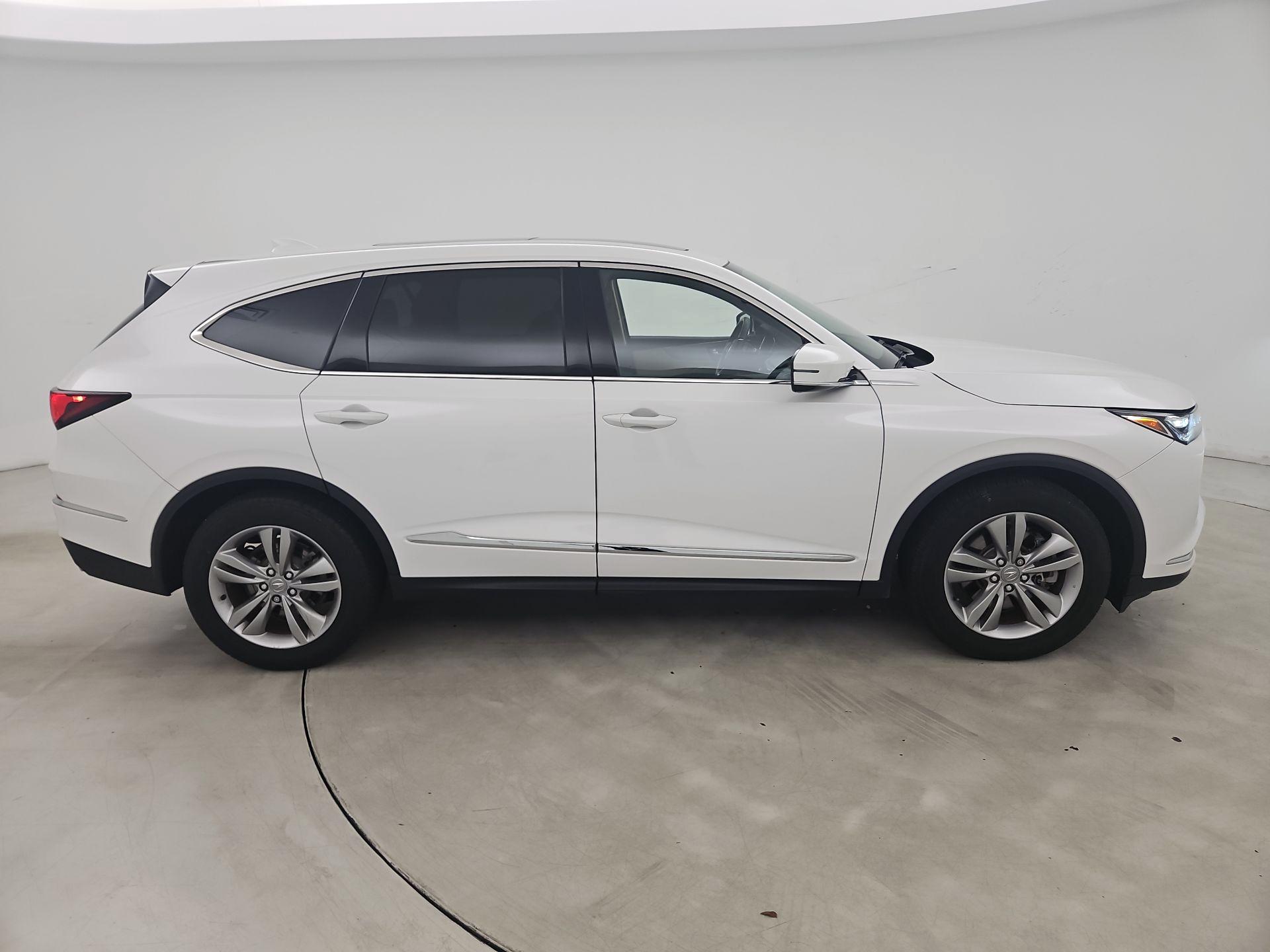 Thumbnail: 2024 Acura MDX - 4