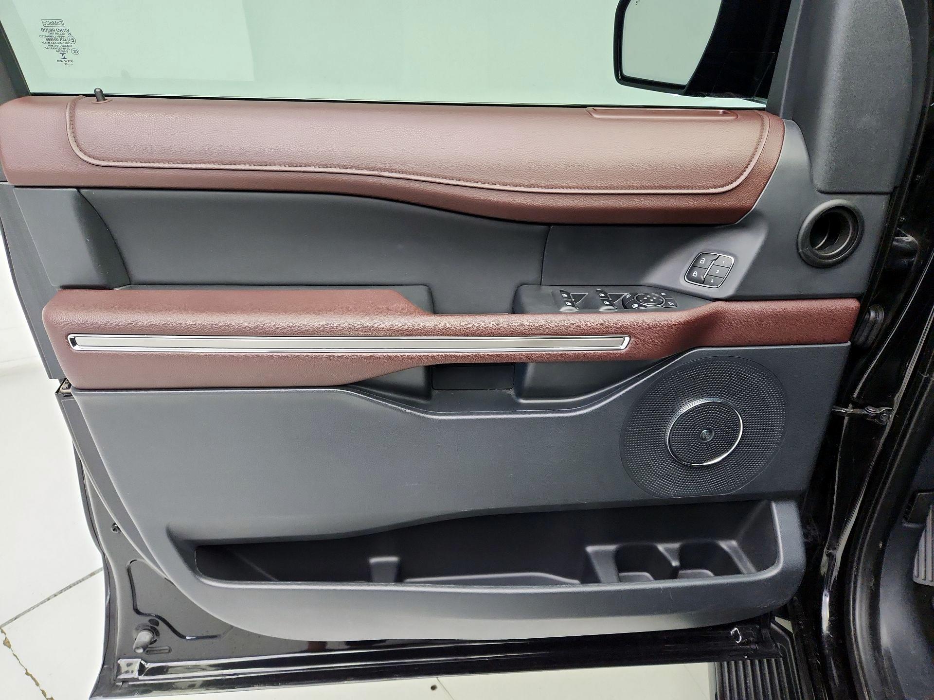 Thumbnail: 2022 Ford Expedition MAX - 12