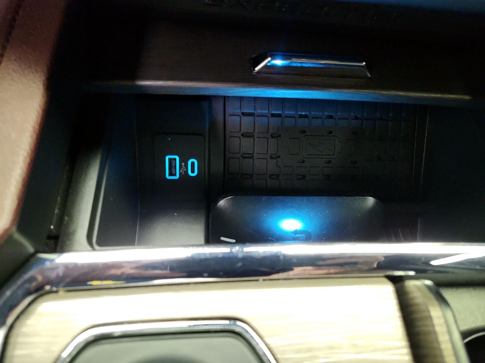Thumbnail: 2022 Ford Expedition MAX - 19
