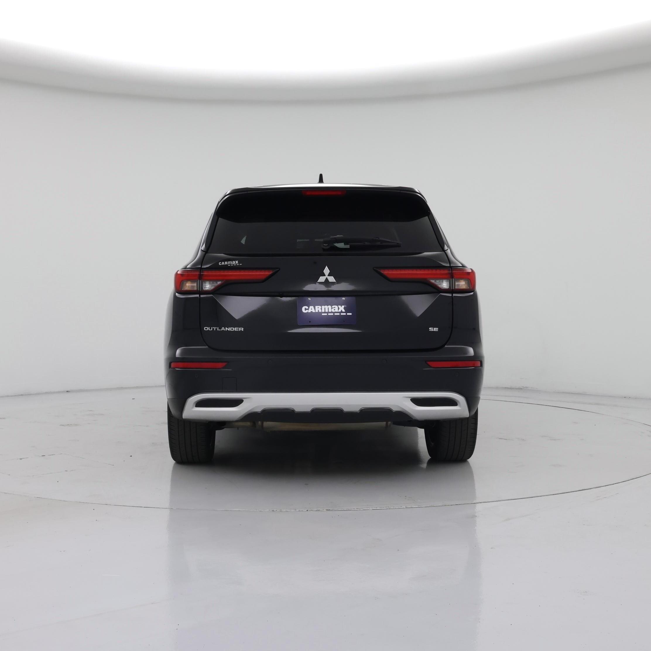 Thumbnail: 2023 Mitsubishi Outlander - 6