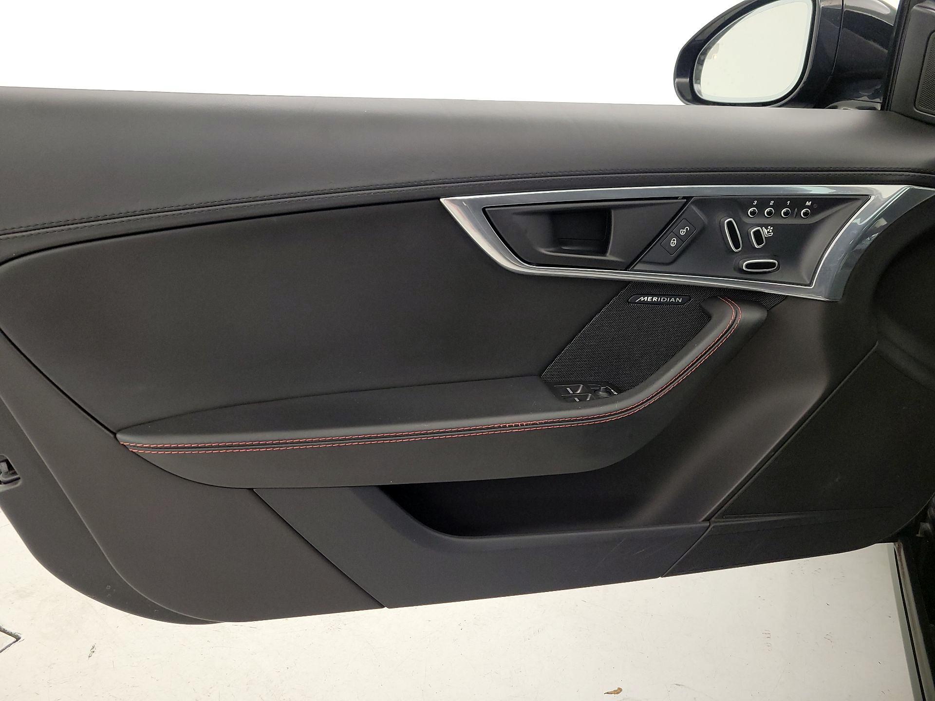 Thumbnail: 2020 Jaguar F-Type - 12