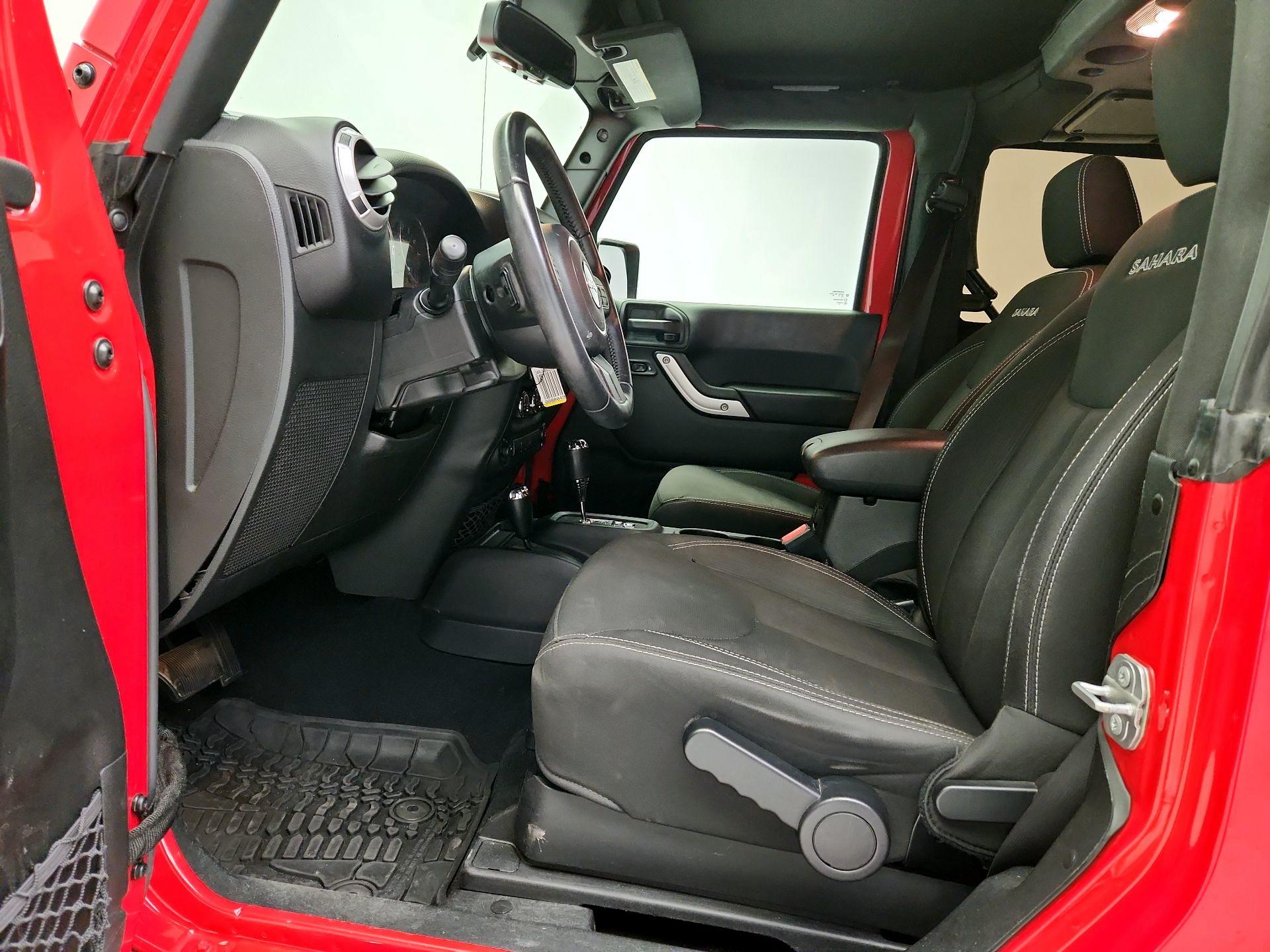 Thumbnail: 2018 Jeep Wrangler - 11