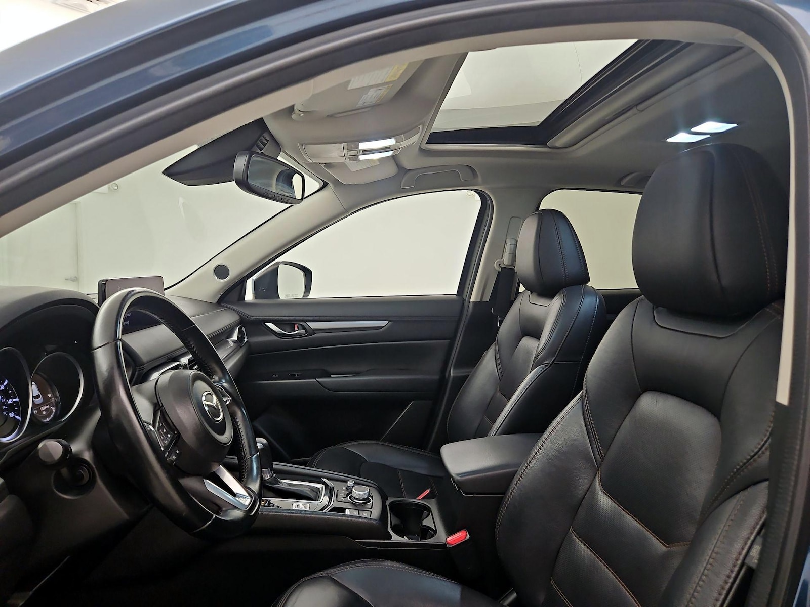 Sunroof(s) & Overhead Airbags
