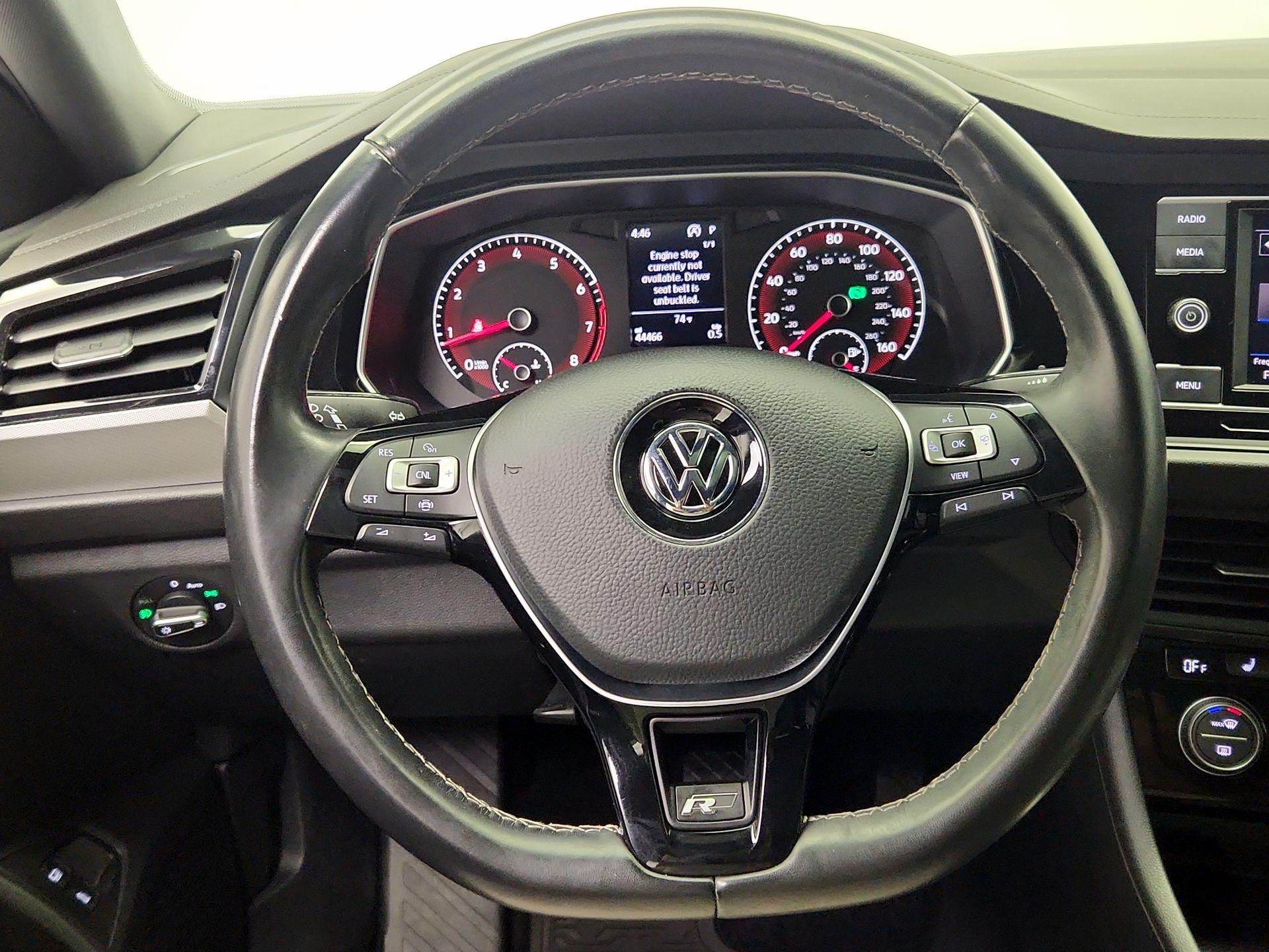 Thumbnail: 2021 Volkswagen Jetta - 10