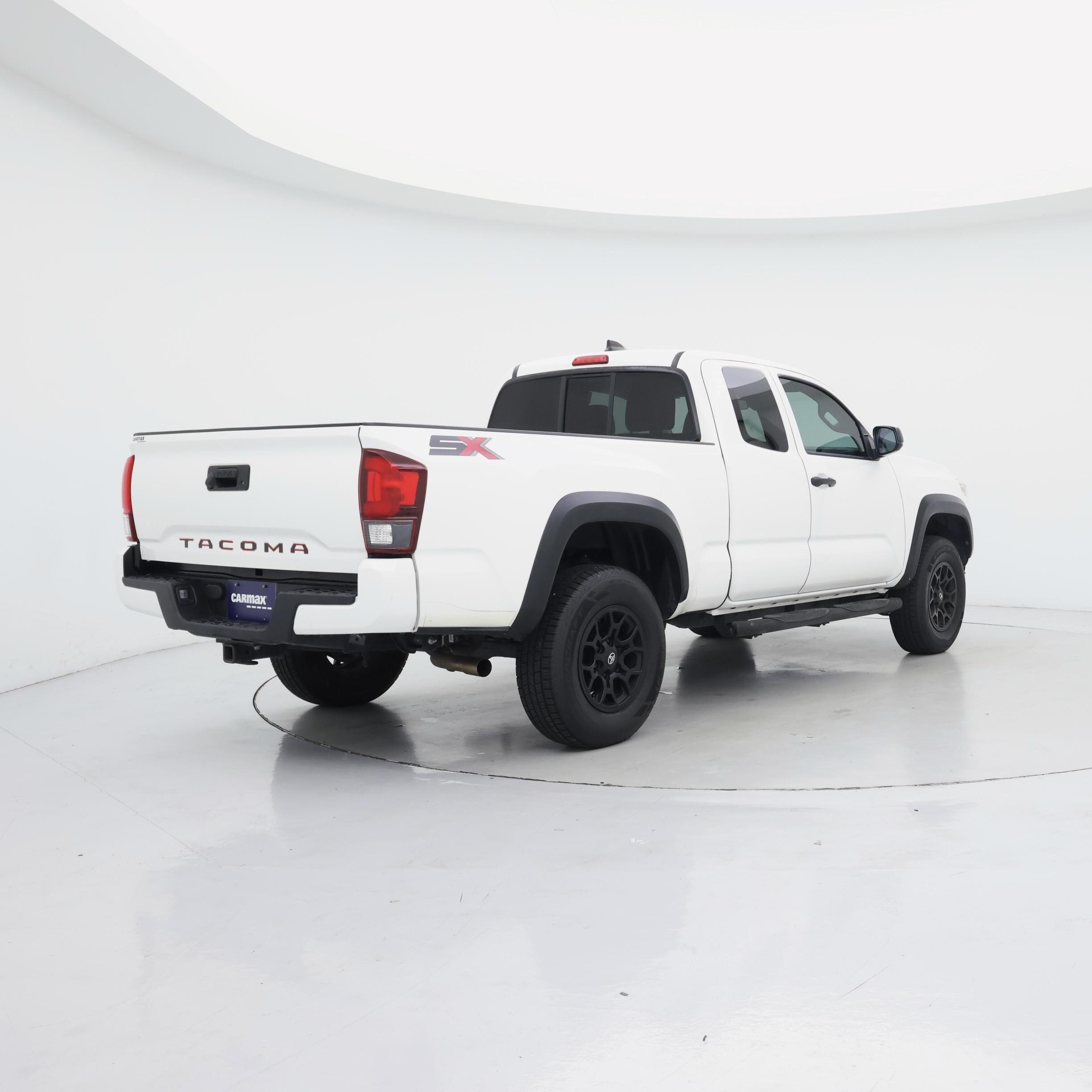 Thumbnail: 2021 Toyota Tacoma - 8